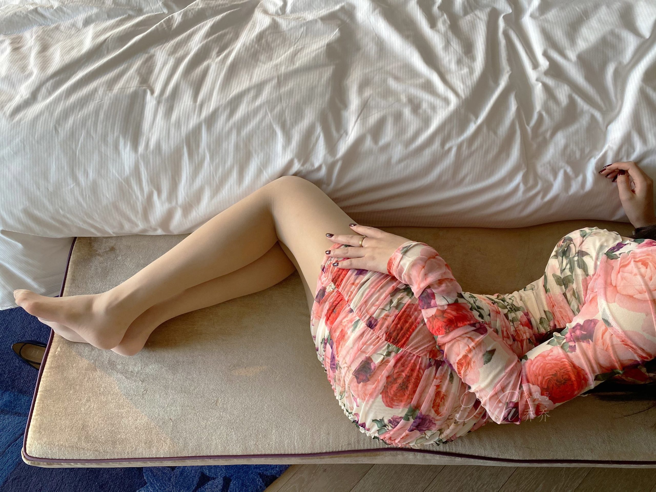 图片[30]-安乔乔儿(Nia乔乔) 温柔美女风[90P] – 速更版-美库