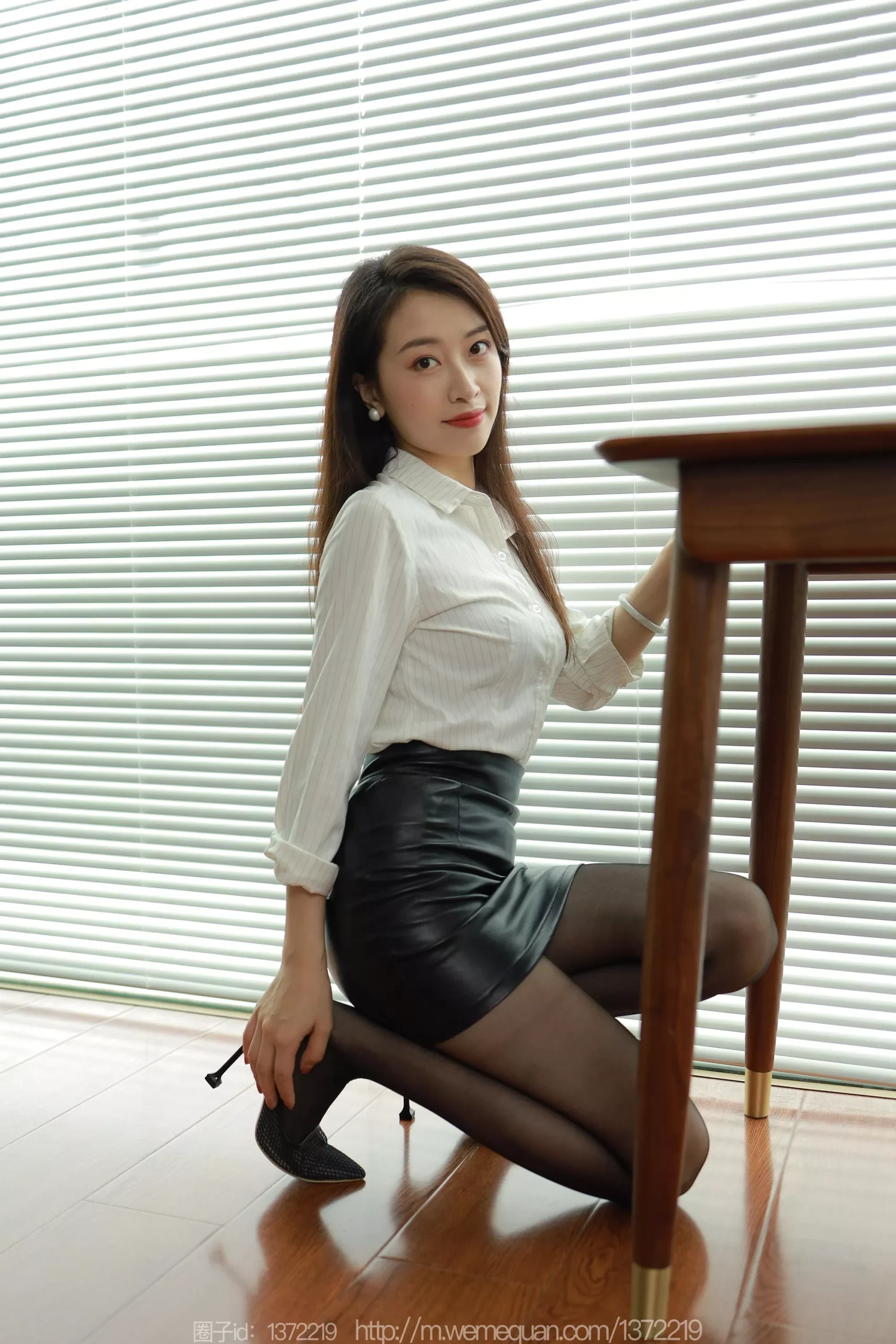 图片[23]-[IESS异思趣向] 2023.08.24 丝享家1515：小婕《疯狂星期四》[87P] – 速更版-美库