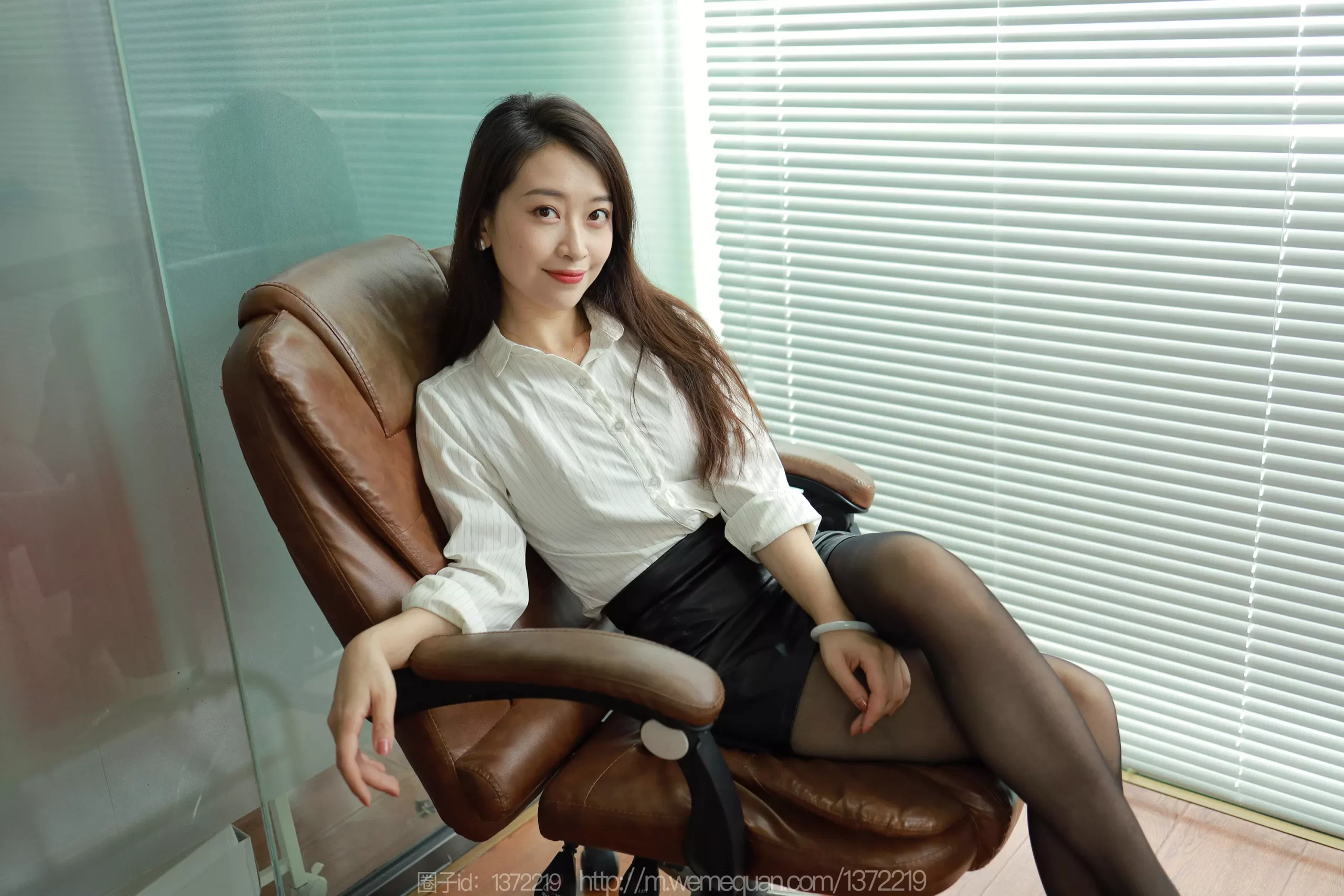 图片[80]-[IESS异思趣向] 2023.08.24 丝享家1515：小婕《疯狂星期四》[87P] – 速更版-美库