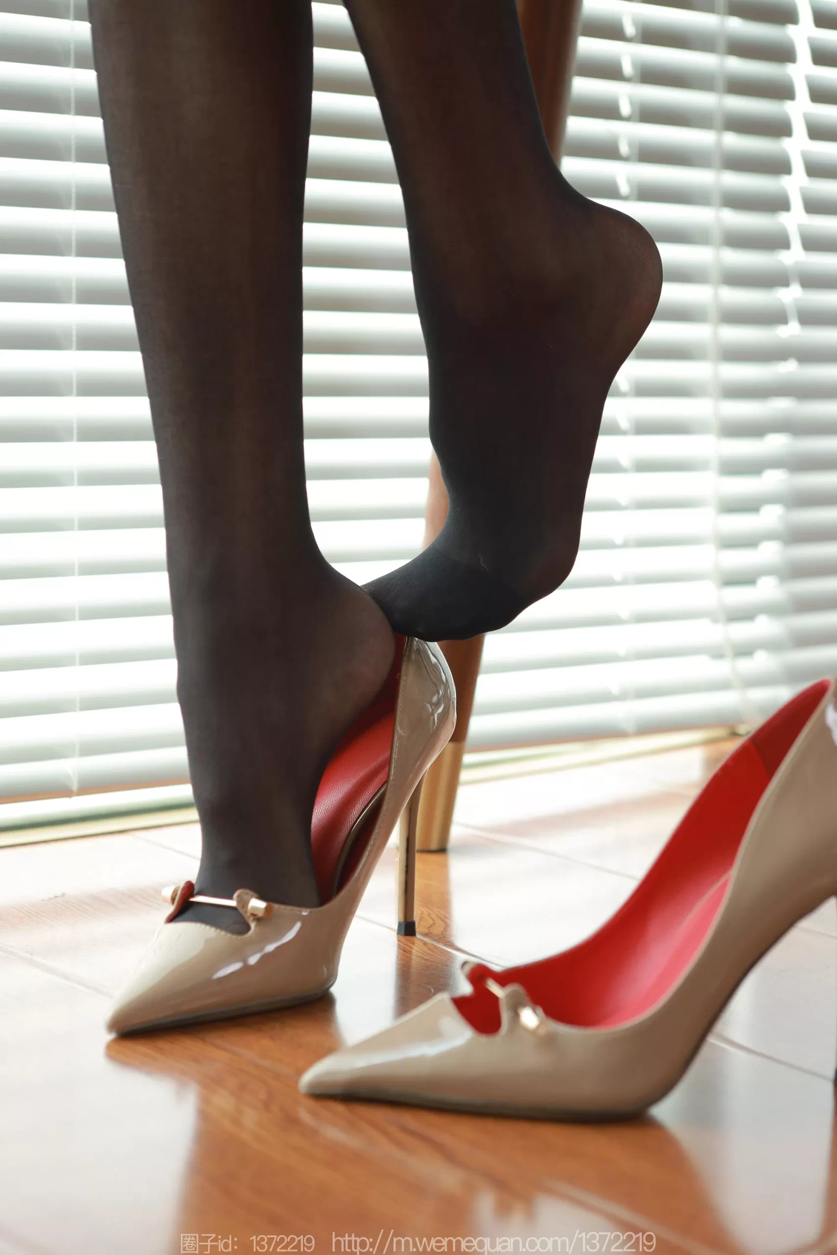 图片[23]-[IESS异思趣向] 2023.08.27 丝享家1517：团团《洁白无瑕》[81P] – 速更版-美库