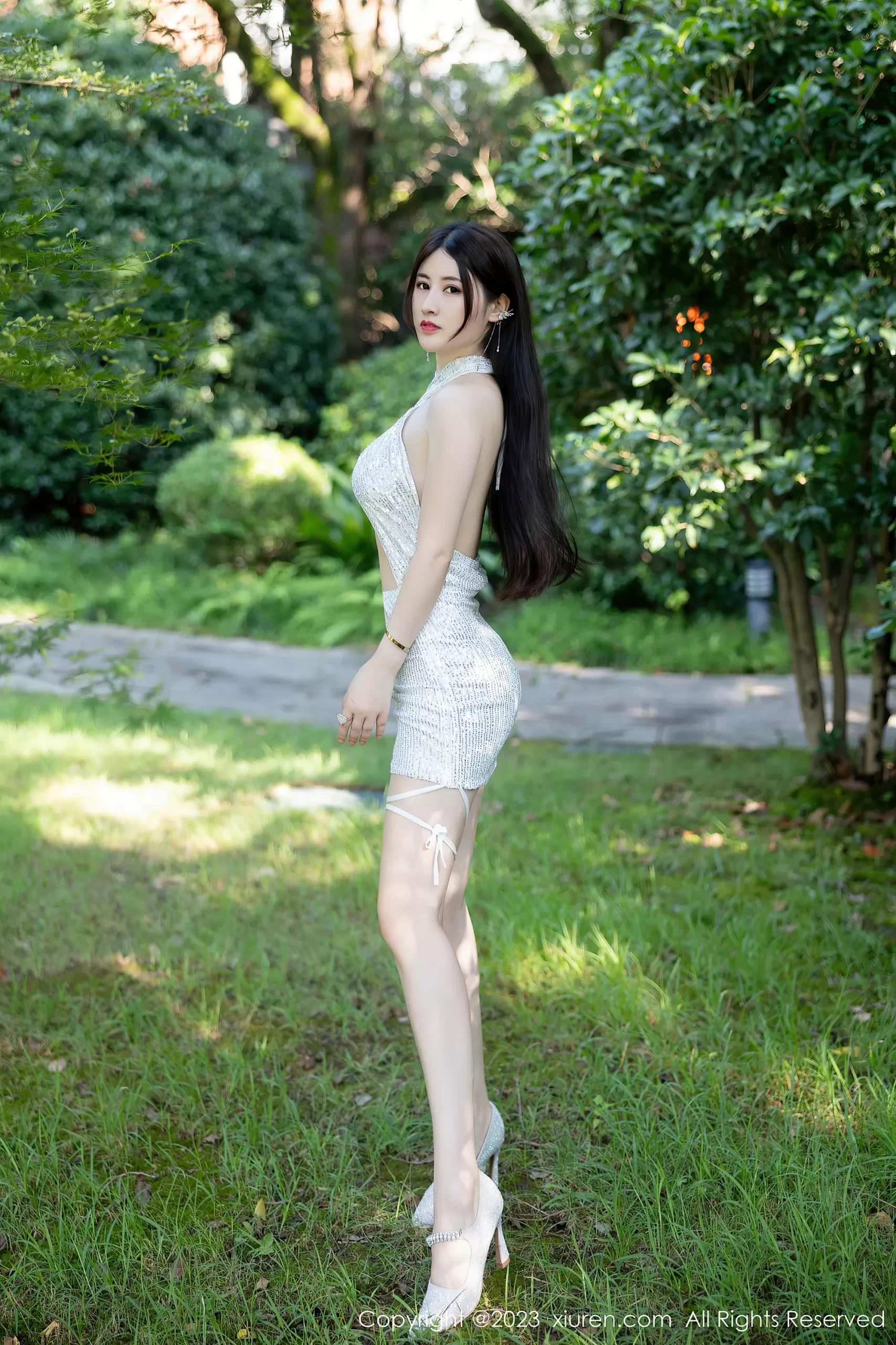 图片[32]-[XiuRen秀人网] 2023.09.26 No.7441 诗诗kiki 美腿丰腴[41P] – 速更版-美库