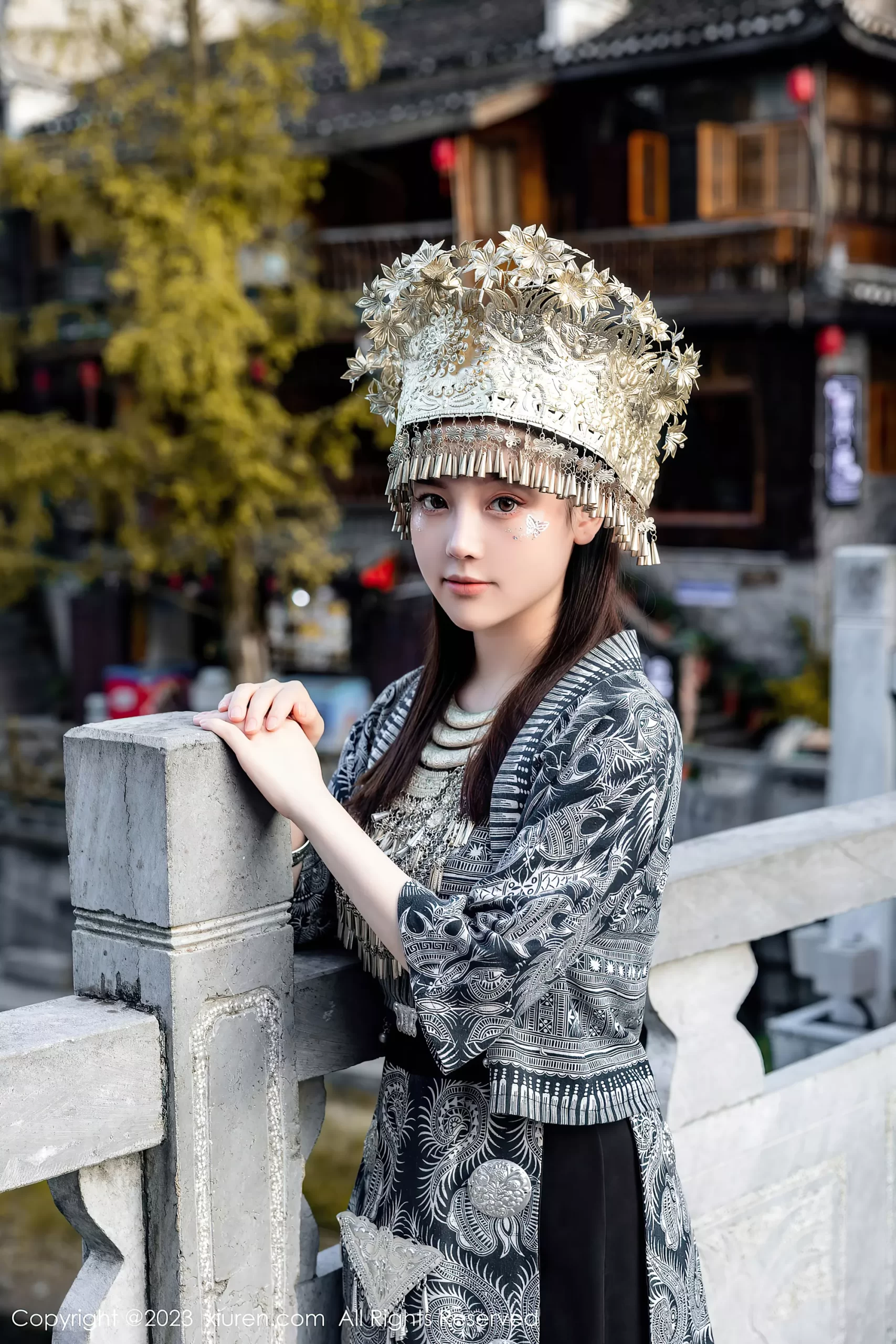 图片[19]-[XiuRen秀人网] 2023.09.27 No.7448 豆瓣酱 苗族服饰[30P] – 速更版-美库