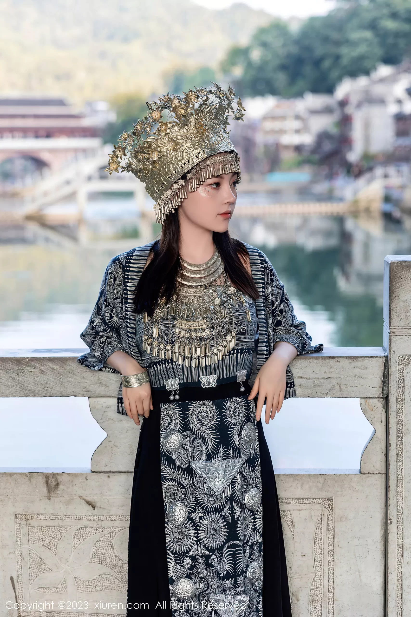 图片[22]-[XiuRen秀人网] 2023.09.27 No.7448 豆瓣酱 苗族服饰[30P] – 速更版-美库