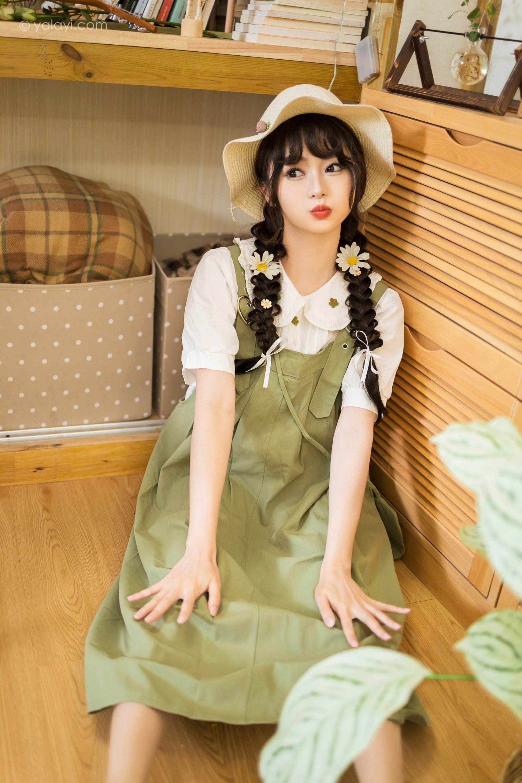 图片[10]-[YALAYI雅拉伊]2023.05.15 NO.1032 世间的温柔 小亭[45+1P] – 速更版-美库