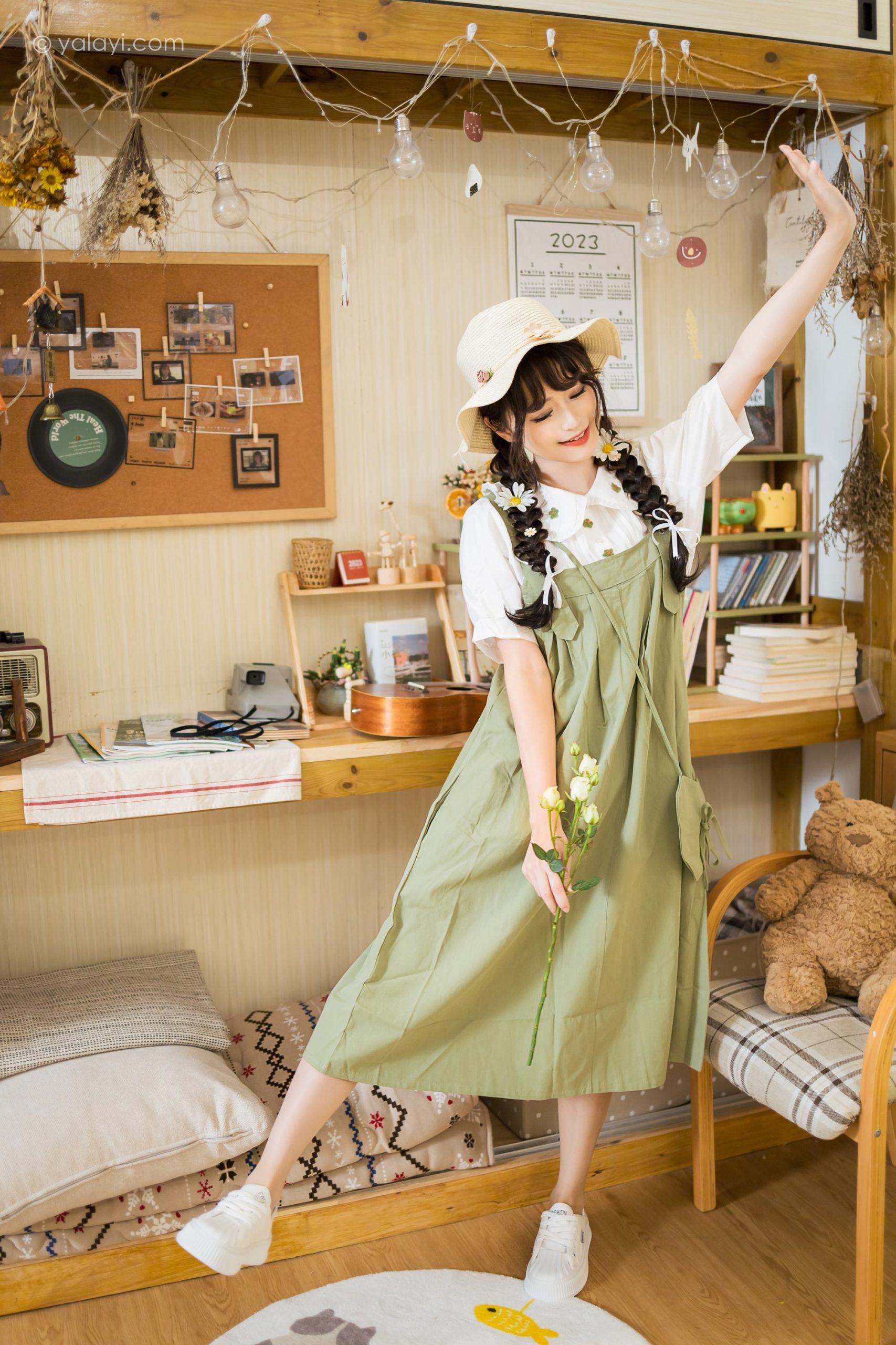 图片[32]-[YALAYI雅拉伊]2023.05.15 NO.1032 世间的温柔 小亭[45+1P] – 速更版-美库