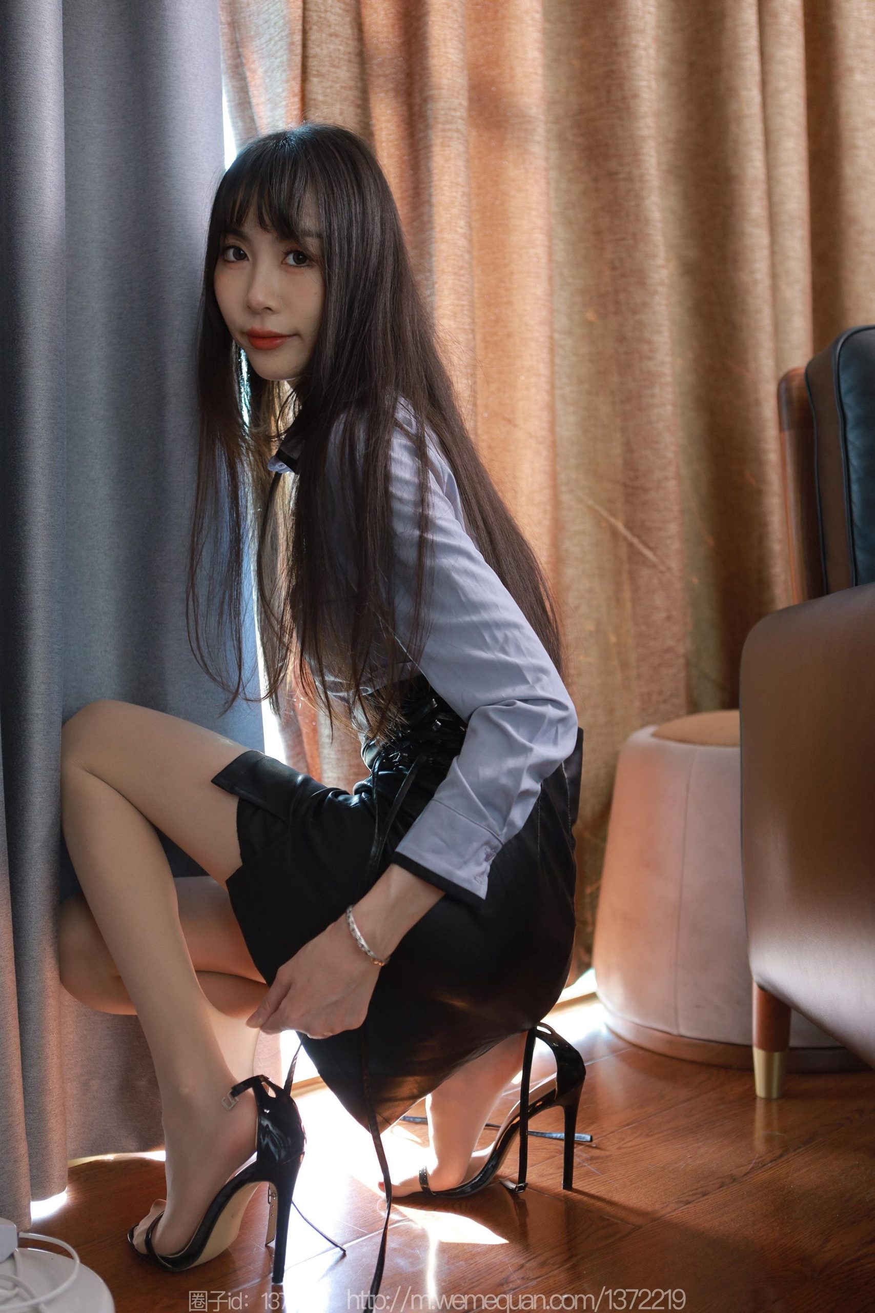 图片[78]-[IESS异思趣向] 2023.09.03 丝享家1523：团团《那一道光》[88P] – 速更版-美库