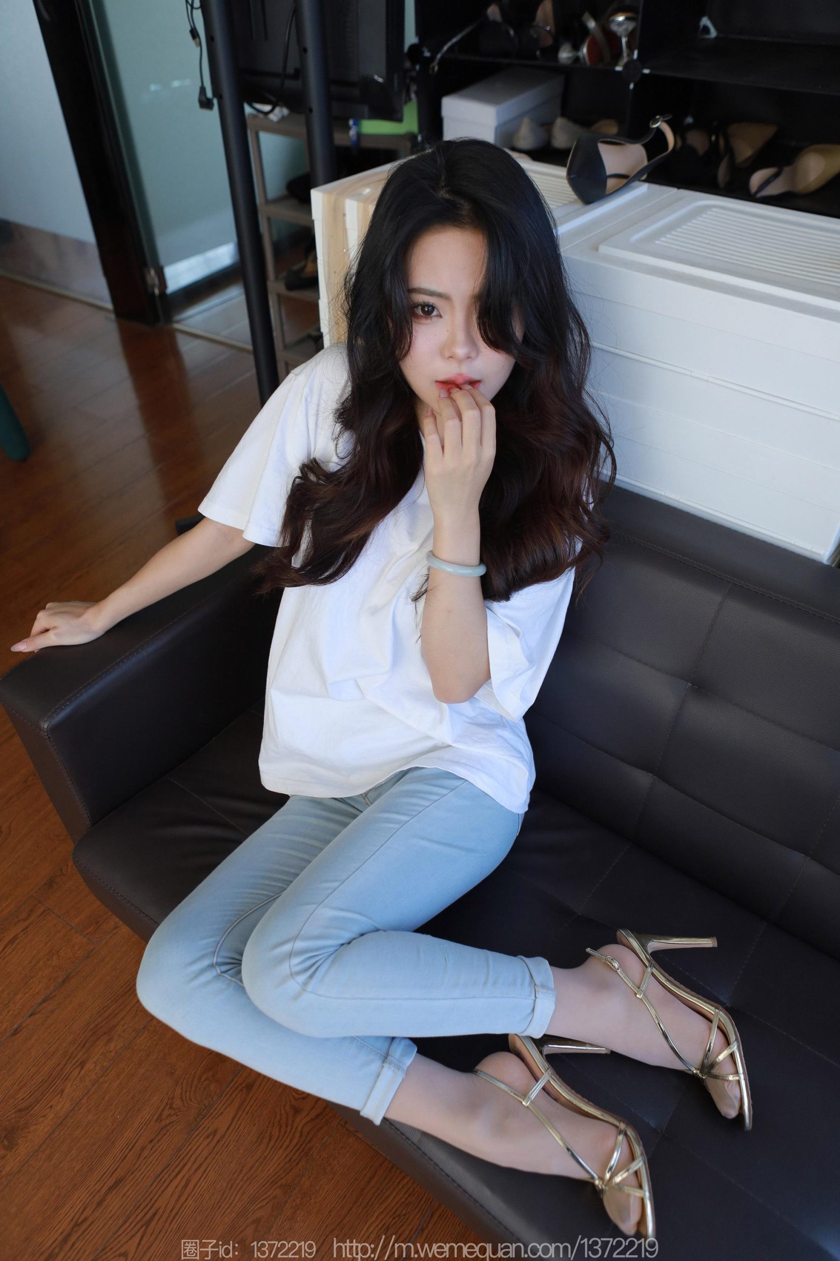 图片[83]-[IESS异思趣向] 2023.09.04 丝享家1524：兔兔《白T牛仔裤里丝》[87P] – 速更版-美库