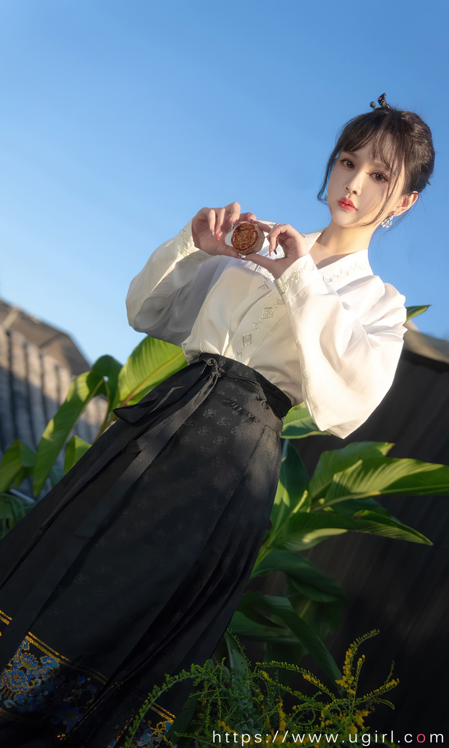 图片[14]-[爱尤物]2023 NO.2674 节日主题 青树[35P] – 速更版-美库