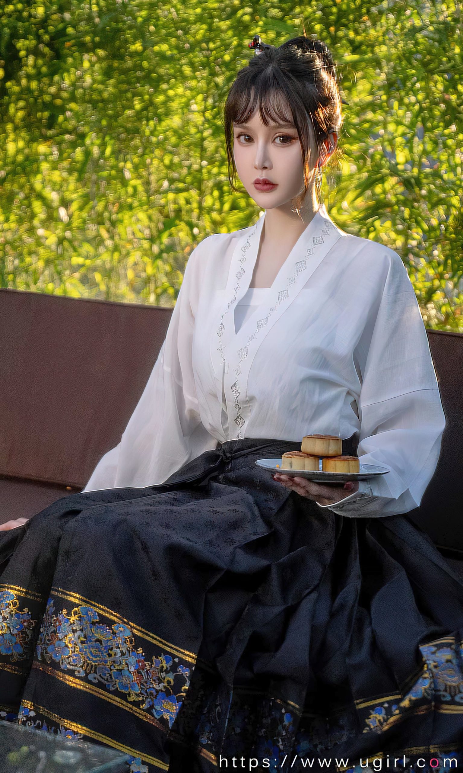 图片[16]-[爱尤物]2023 NO.2674 节日主题 青树[35P] – 速更版-美库