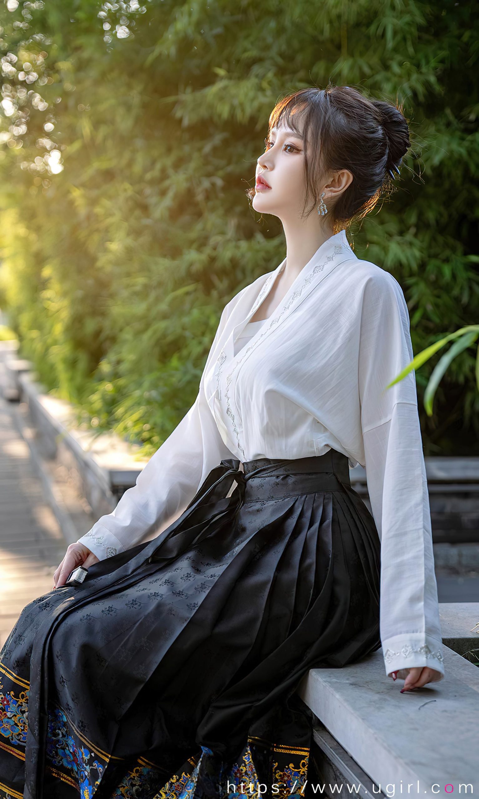 图片[35]-[爱尤物]2023 NO.2674 节日主题 青树[35P] – 速更版-美库