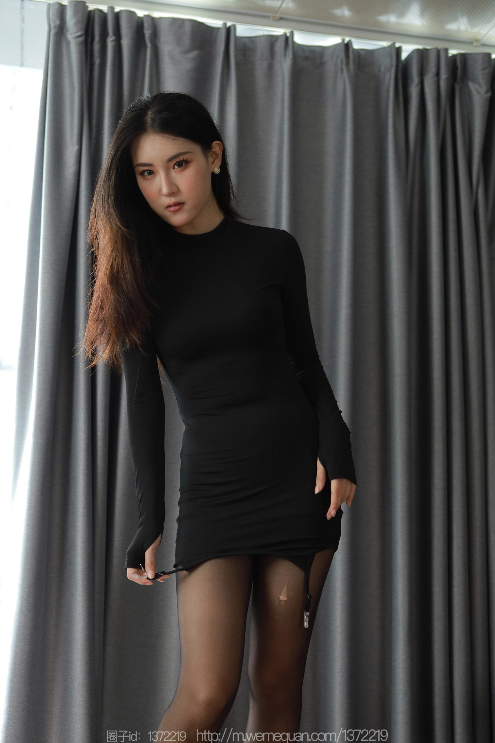 图片[37]-[IESS异思趣向] 2023.09.13 丝享家1532：小宝《黑色吊带袜》[79P] – 速更版-美库