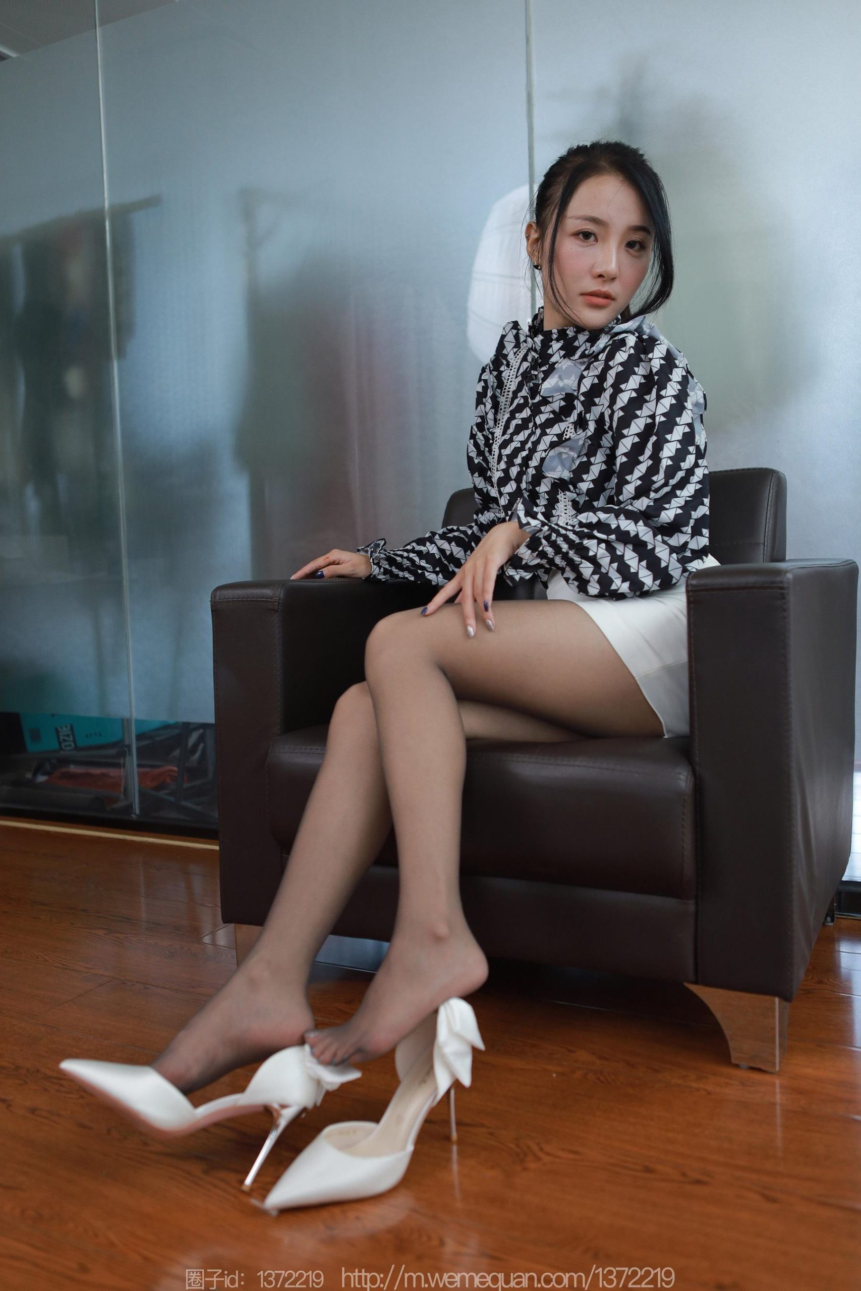 图片[73]-[IESS异思趣向] 2023.09.14 丝享家1533：婉萍《清脆婉转》[79P] – 速更版-美库