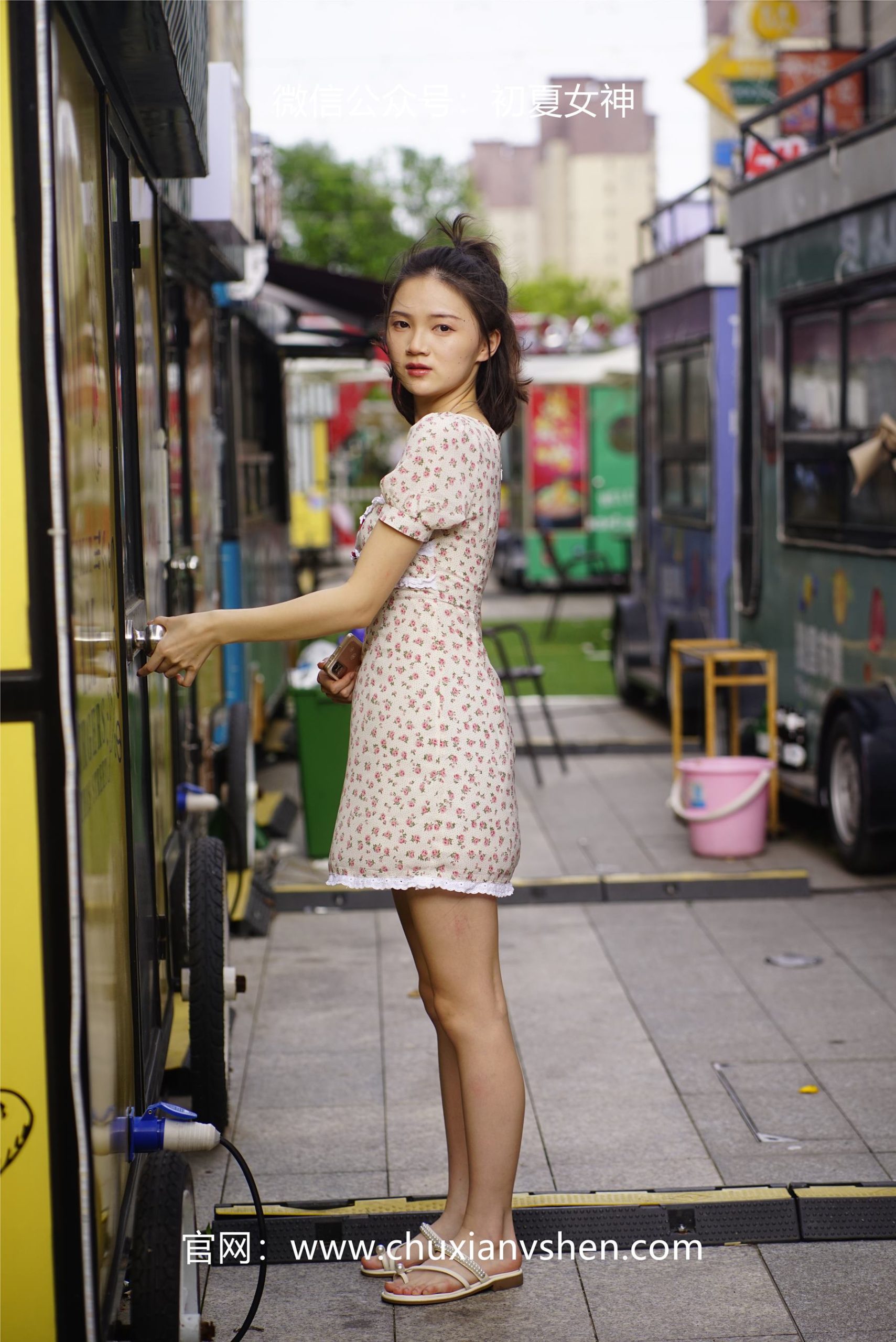 图片[18]-初夏女神 NO.060 大发 碎花小裙[136P] – 速更版-美库