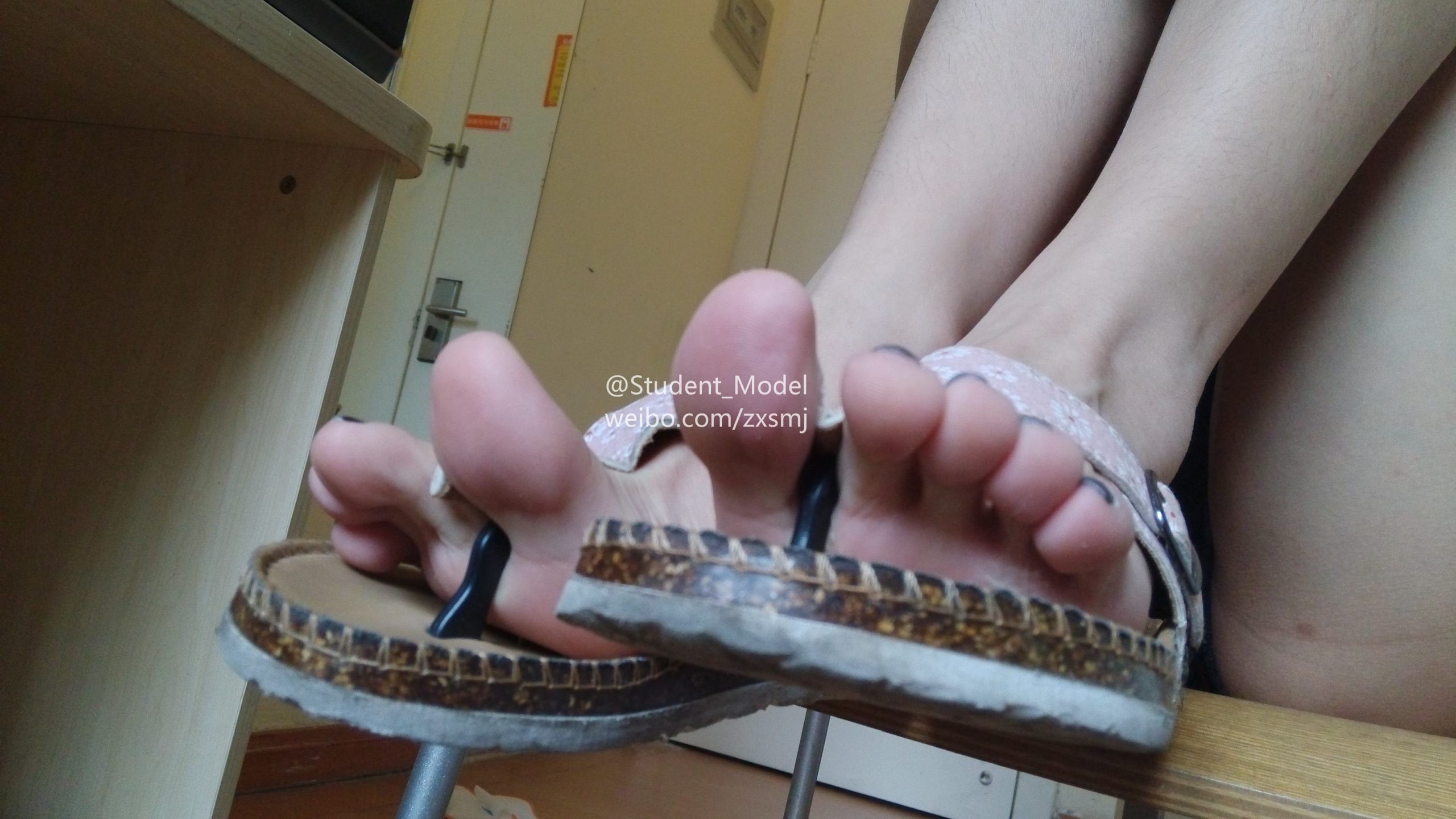 图片[22]-students学生美腿每足 017 龟龟 [58P] – 速更版-美库