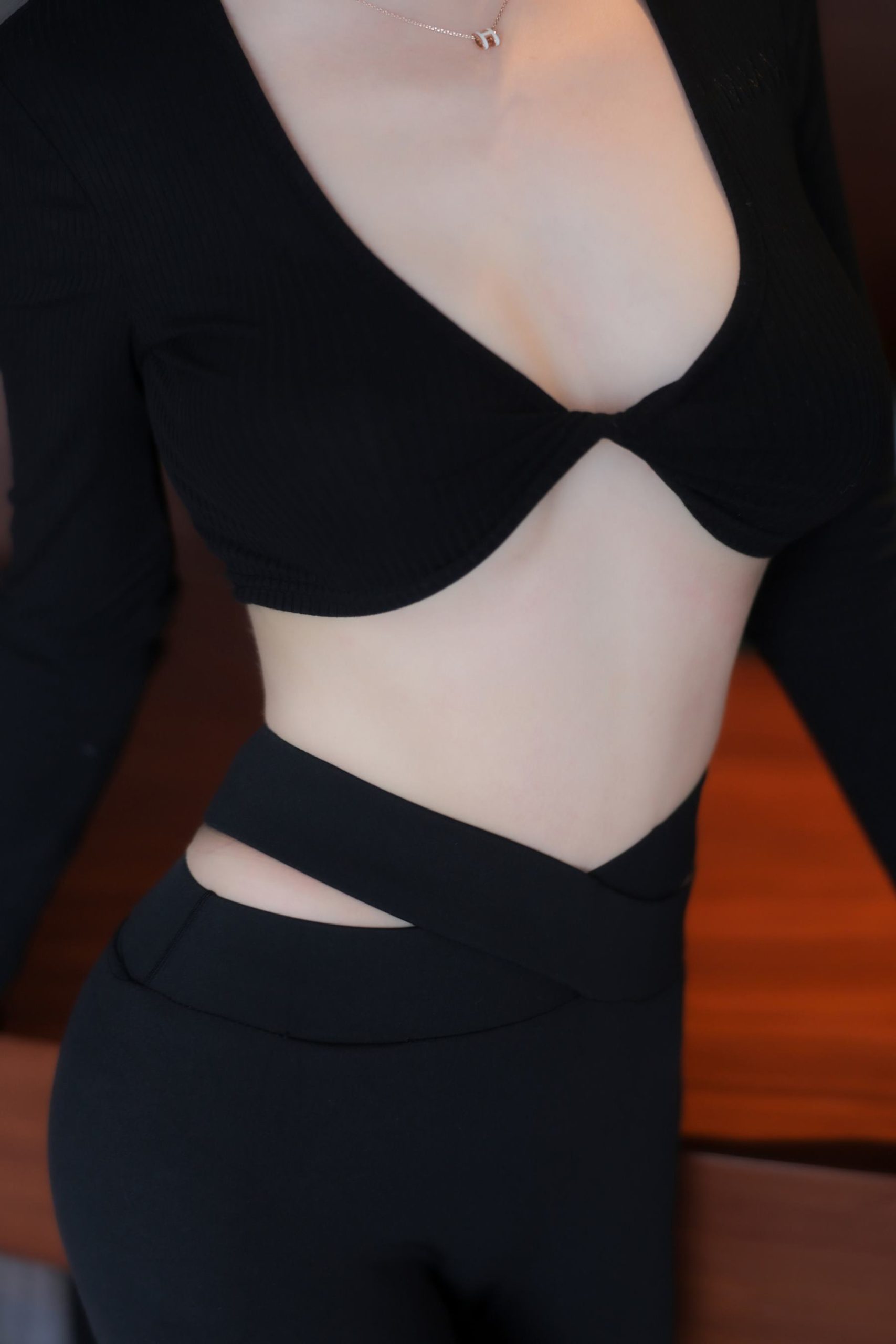 图片[12]-谢小蒽(幼幼) – 双人瑜伽写真[24P] – 速更版-美库