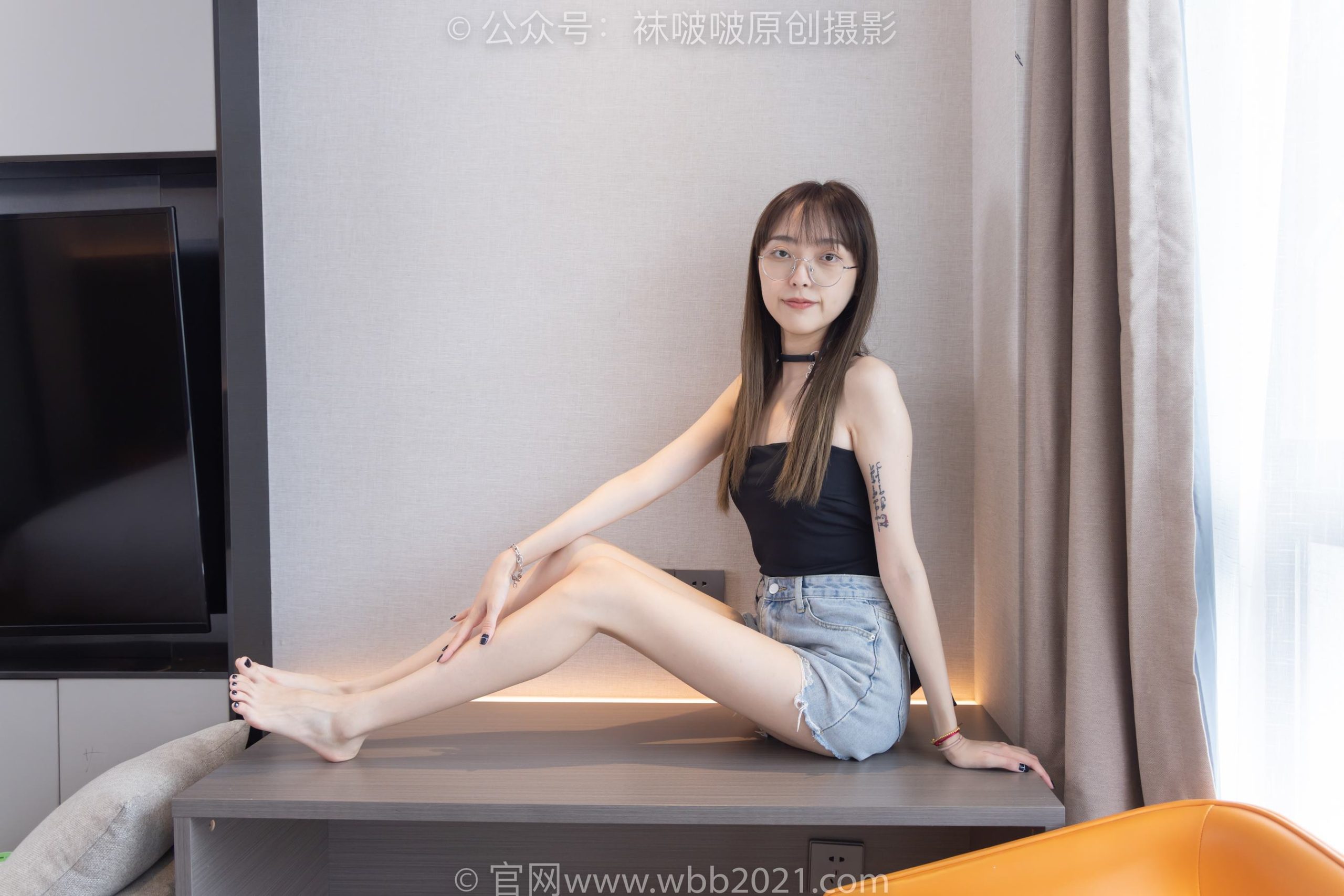 图片[130]-[BoBoSocks袜啵啵]NO.291 稚予-长靴、板鞋、白棉袜、黑棉袜、裸足[145P] – 速更版-美库