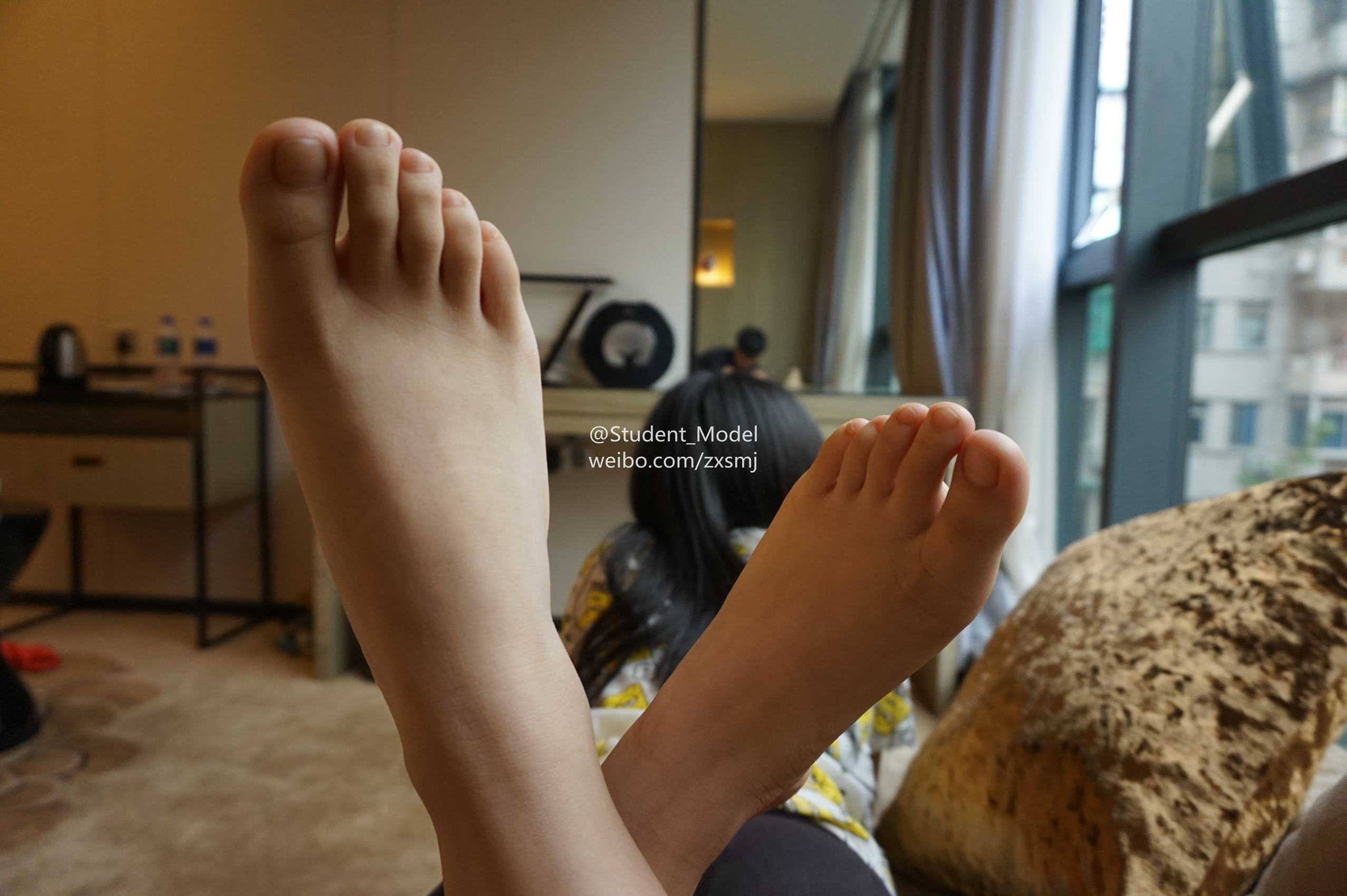 图片[20]-students学生美腿每足 021 培培 [70P] – 速更版-美库