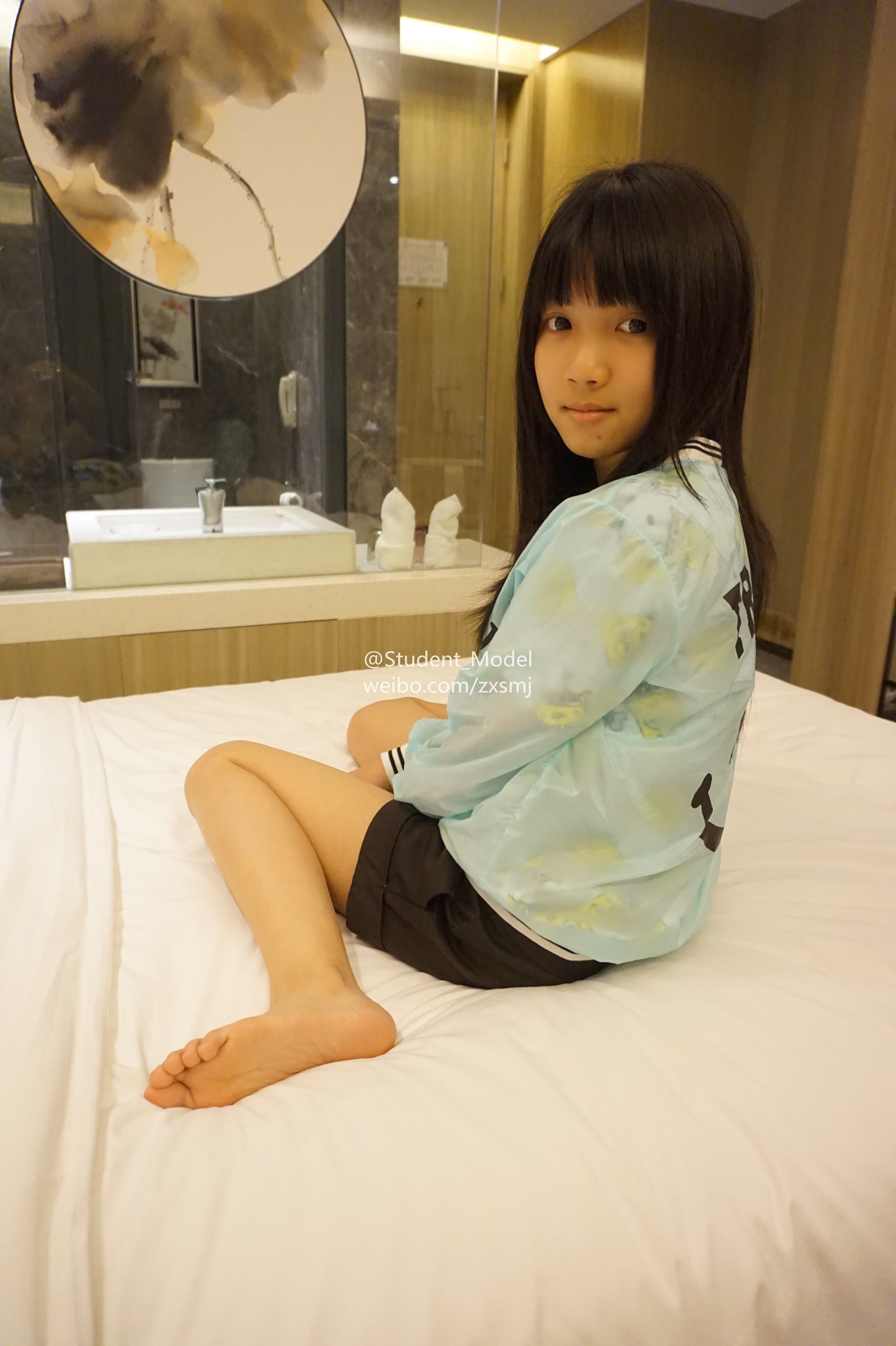 图片[45]-students学生美腿每足 021 培培 [70P] – 速更版-美库