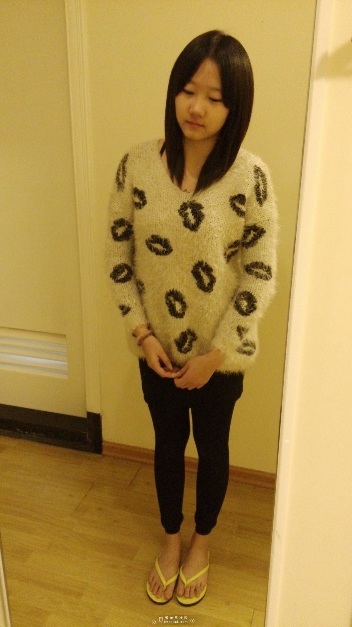 图片[12]-students学生美腿每足 022 琪琪 [47P] – 速更版-美库