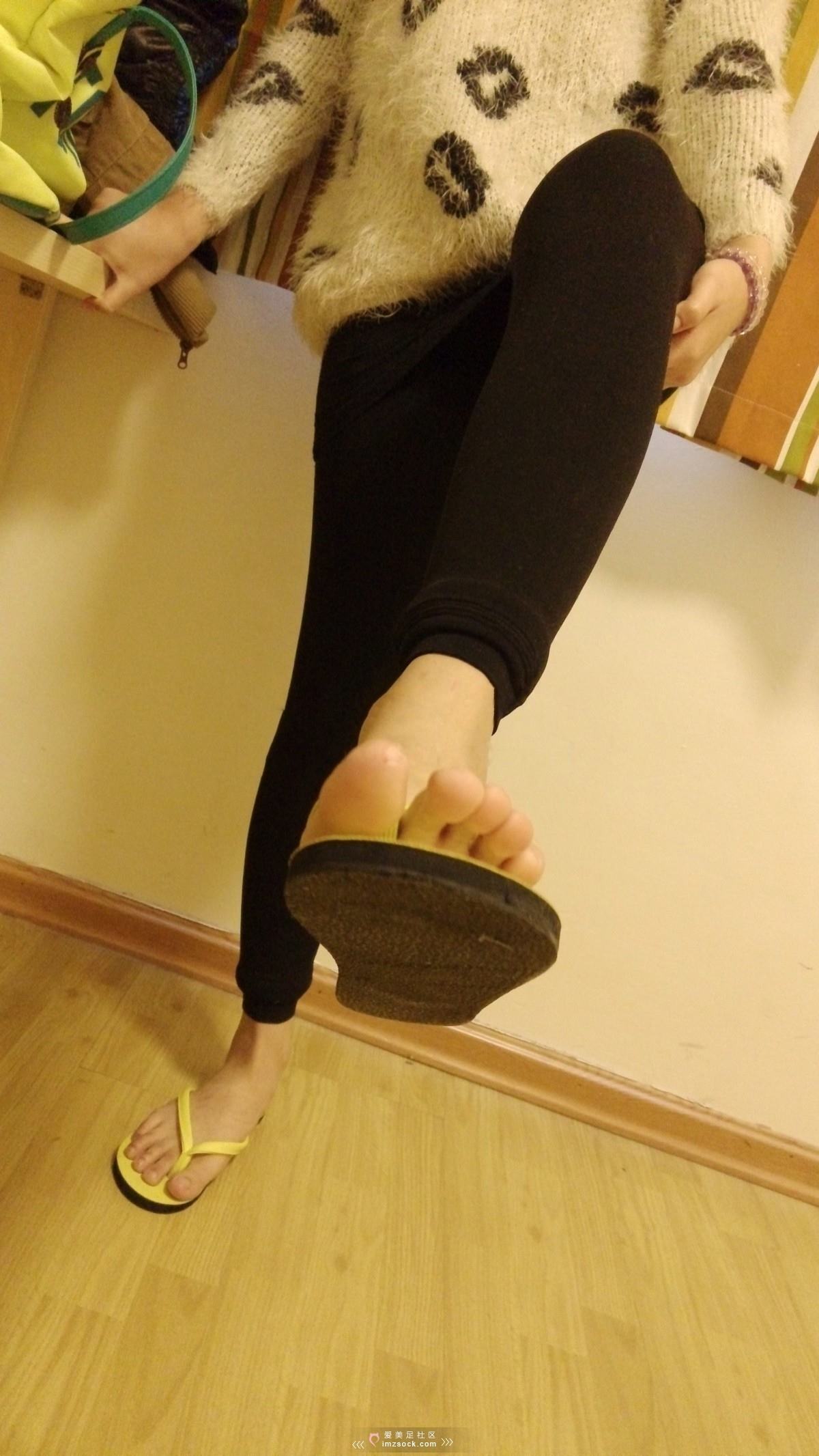 图片[14]-students学生美腿每足 022 琪琪 [47P] – 速更版-美库