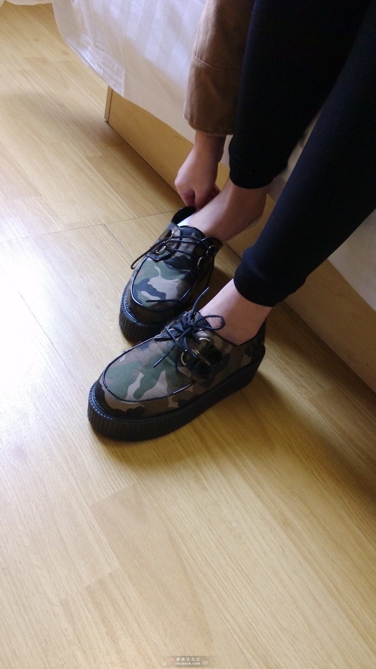 图片[41]-students学生美腿每足 022 琪琪 [47P] – 速更版-美库