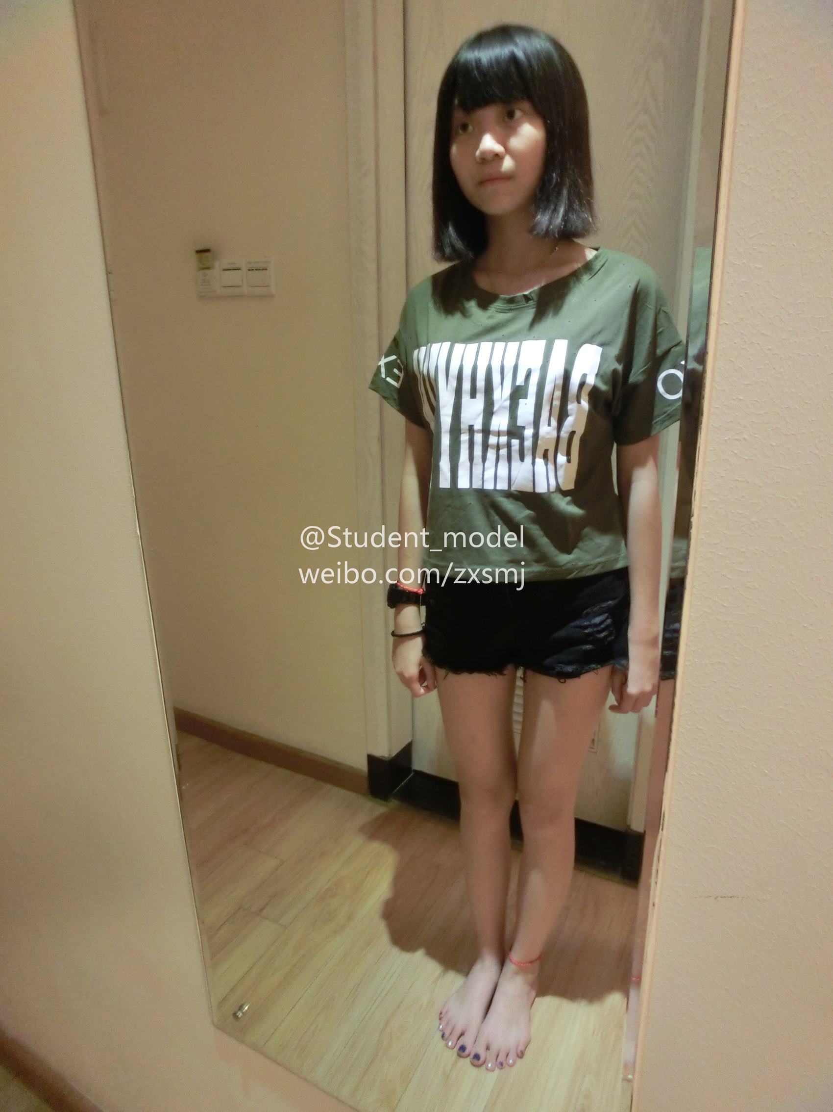 图片[17]-students学生美腿每足 030 彤彤 [64P] – 速更版-美库