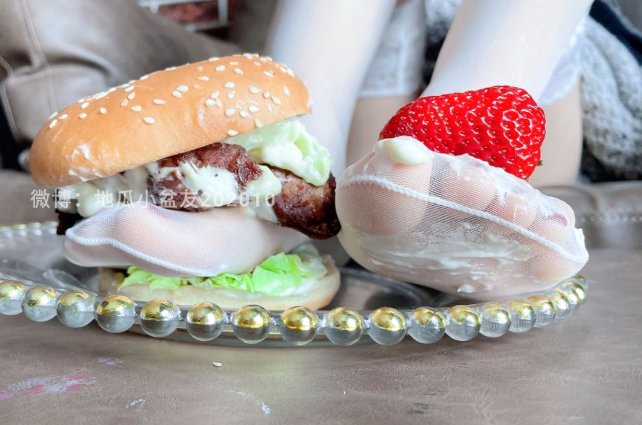 图片[69]-地瓜小盆友 – 双足汉堡包[83P] – 速更版-美库