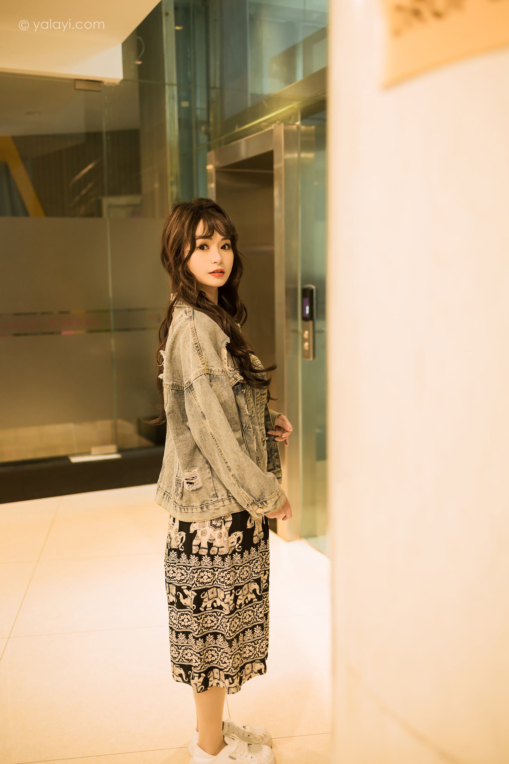 图片[35]-[YALAYI雅拉伊]2023.06.09 NO.1039 小巷听风 小亭[45+1P] – 速更版-美库