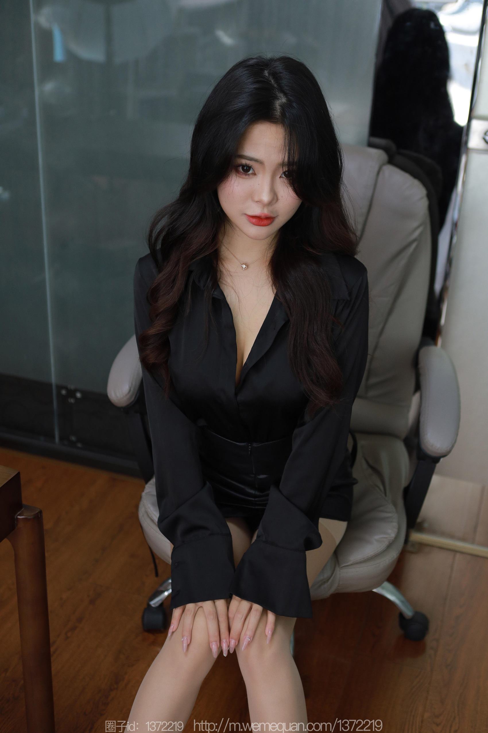 图片[83]-[IESS异思趣向] 2023.09.21 丝享家1539：兔兔《桌上的办公》[86P] – 速更版-美库