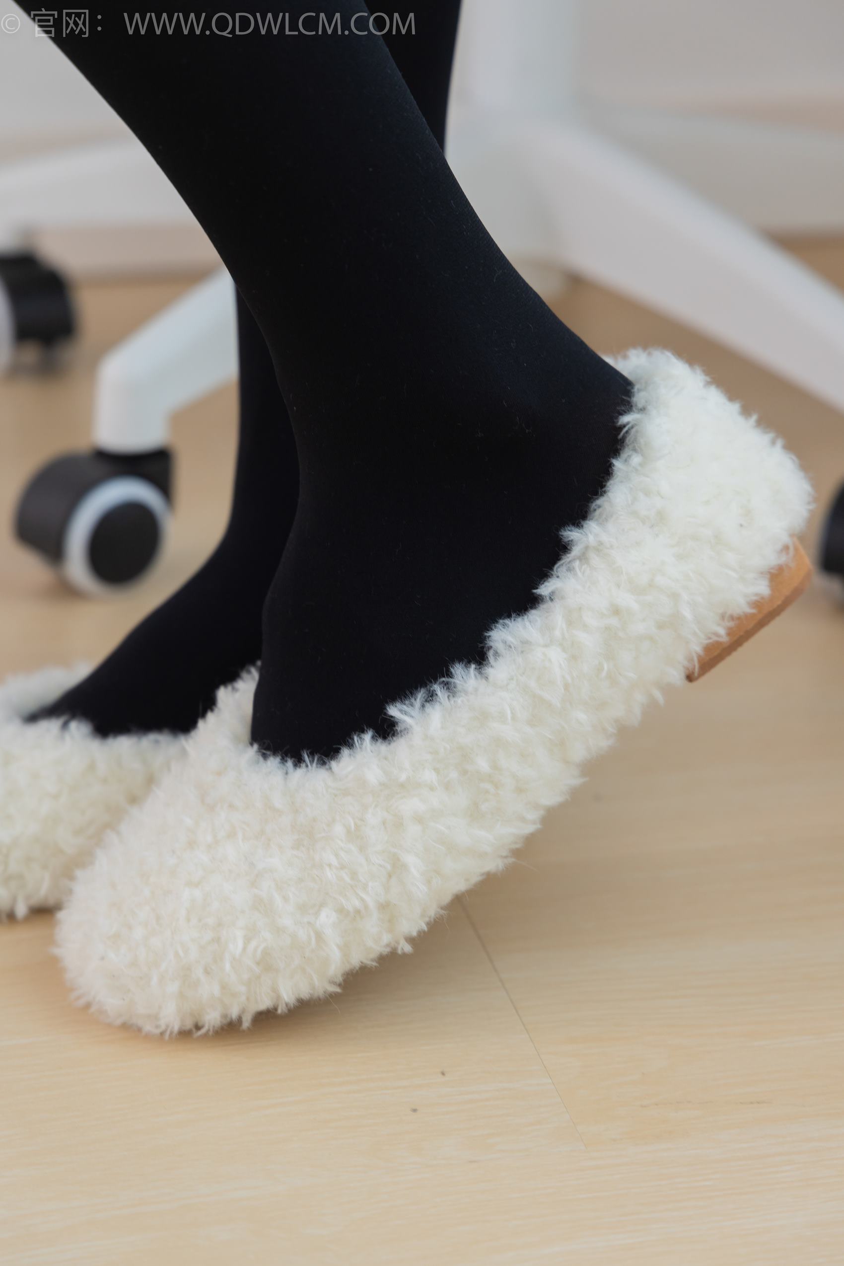 图片[31]-物恋传媒 NO.1722 茯苓-木叶落秋生[170P] – 速更版-美库