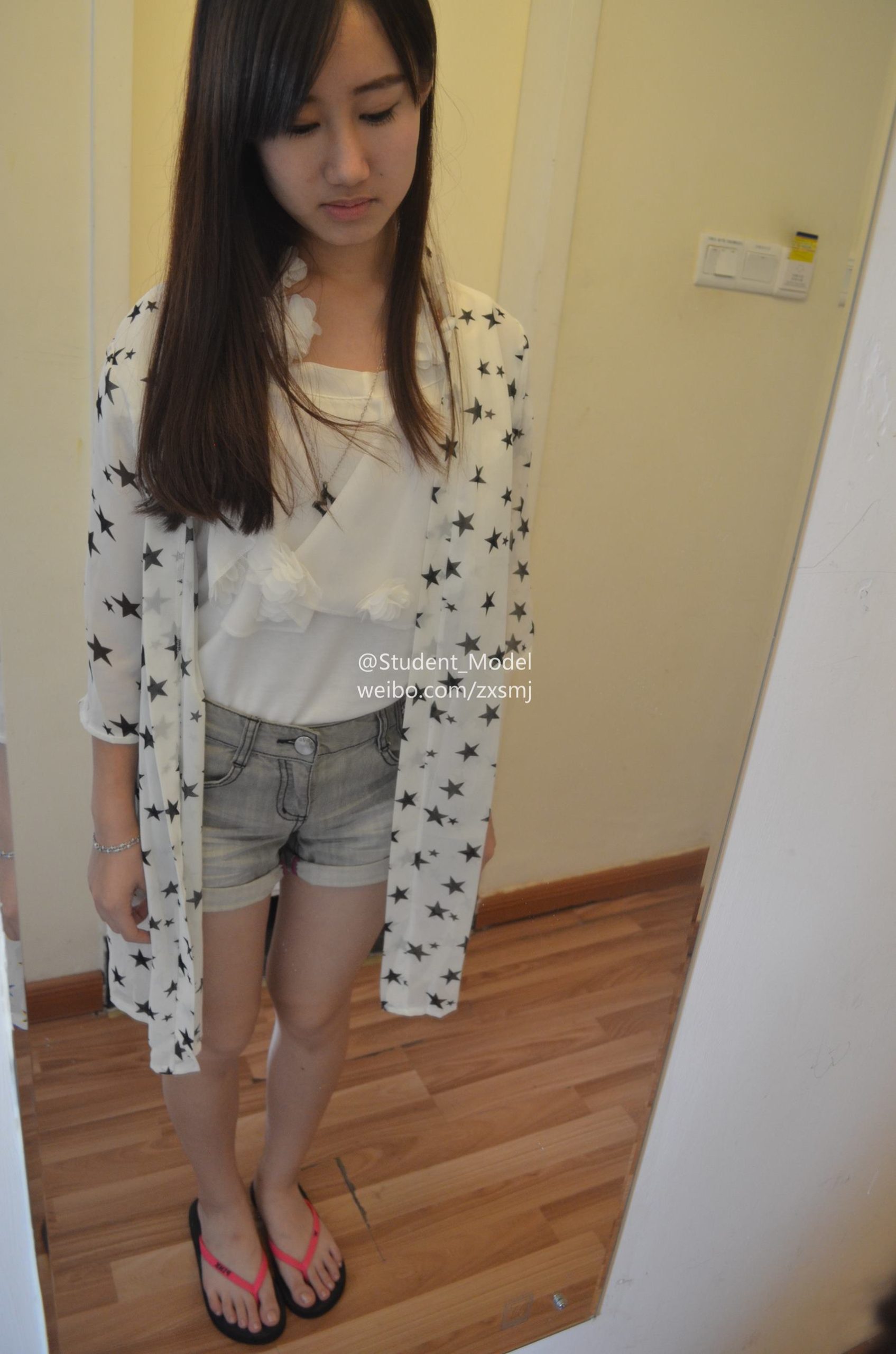 图片[20]-students学生美腿每足 041 心心 [28P] – 速更版-美库