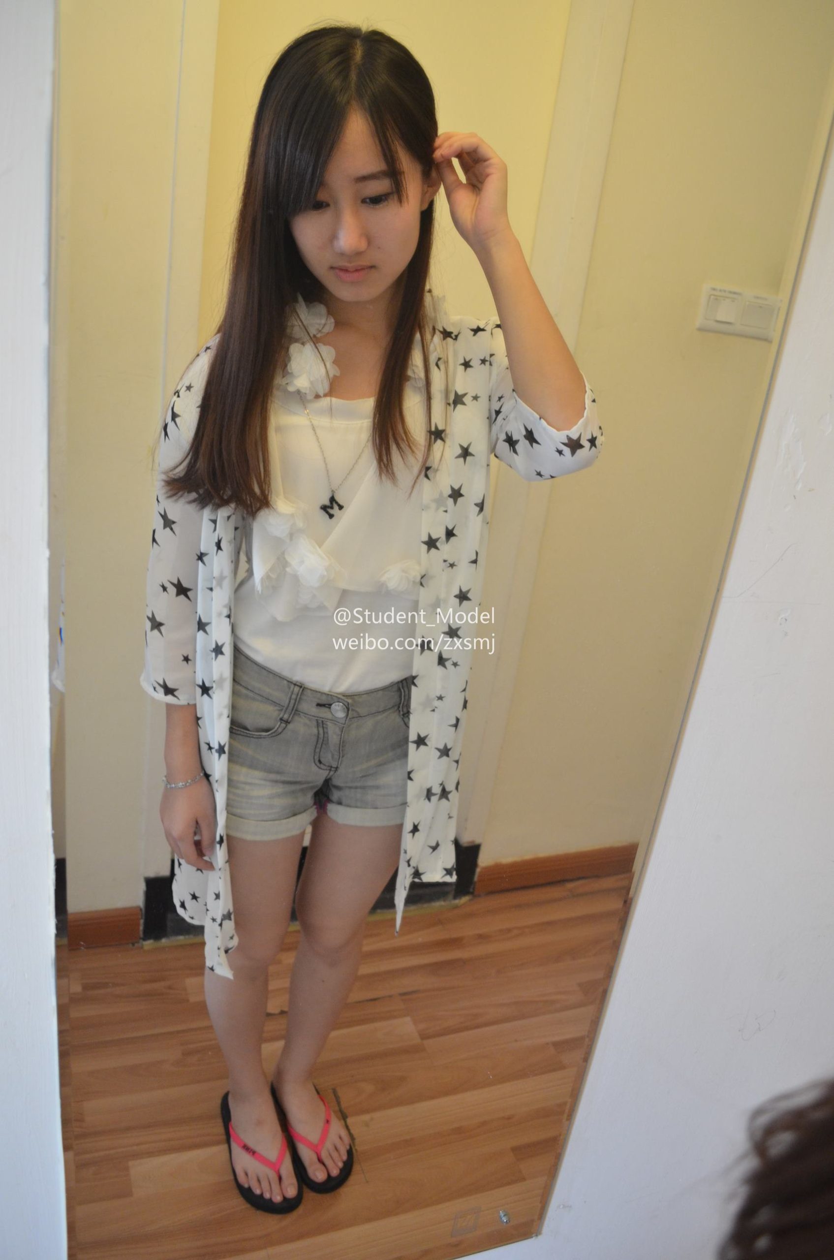 图片[21]-students学生美腿每足 041 心心 [28P] – 速更版-美库