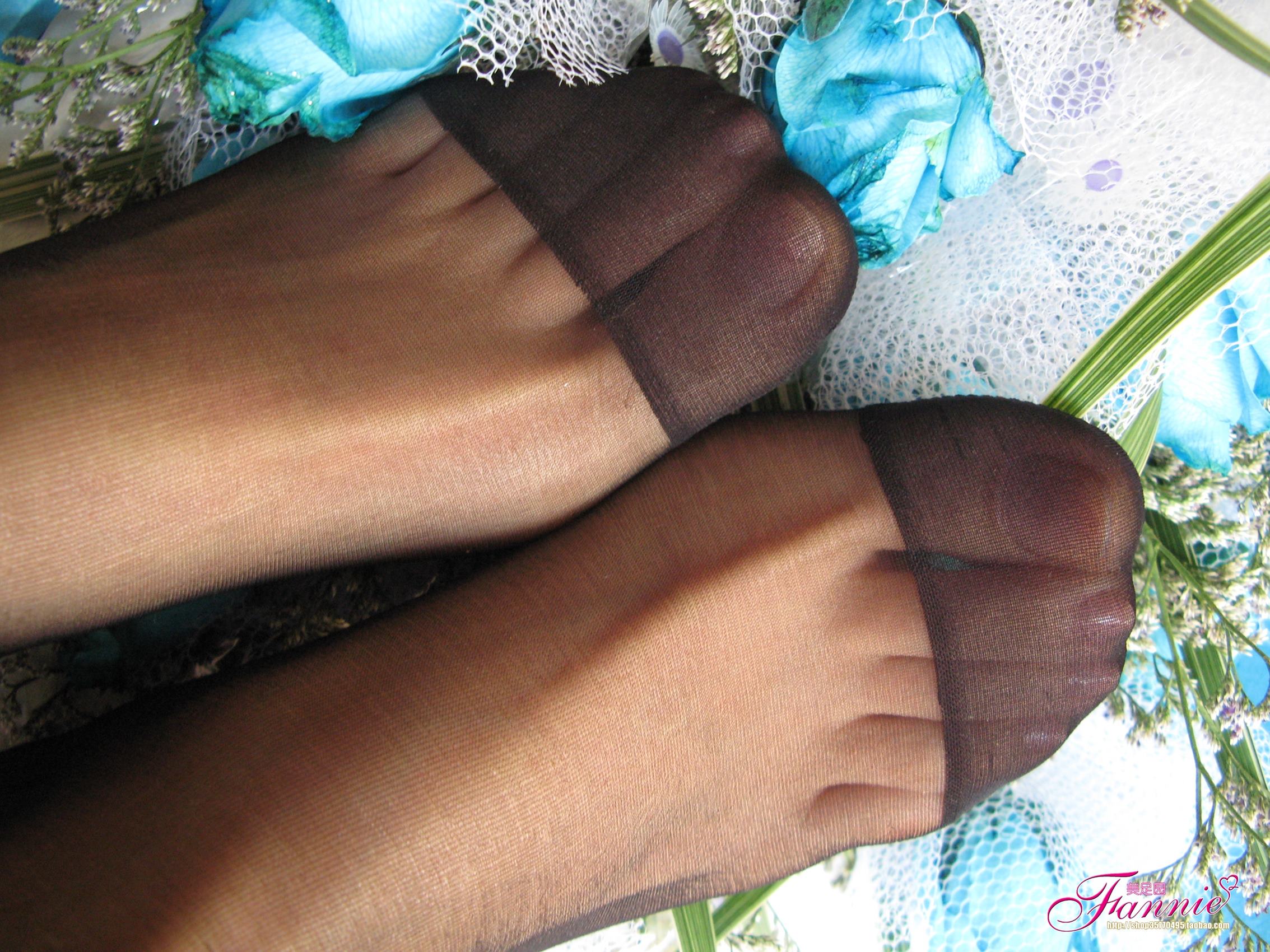 图片[12]-Fannie芬妮每足园 No.244 蓝色魅音 蓝色相思海（黑丝） [80P] – 速更版-美库