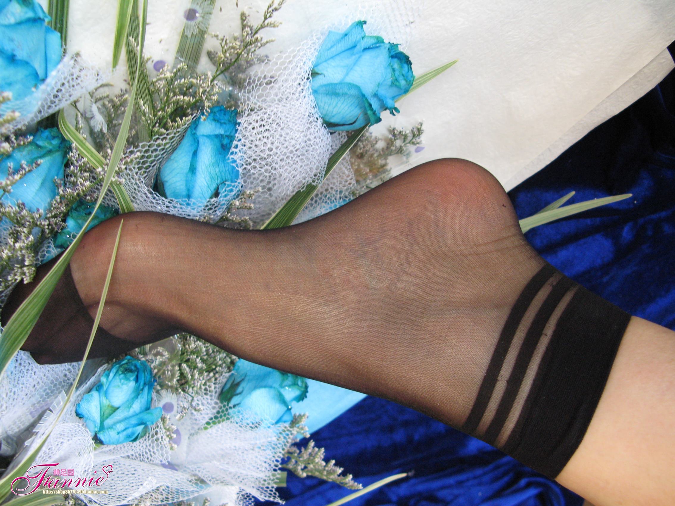 图片[35]-Fannie芬妮每足园 No.244 蓝色魅音 蓝色相思海（黑丝） [80P] – 速更版-美库