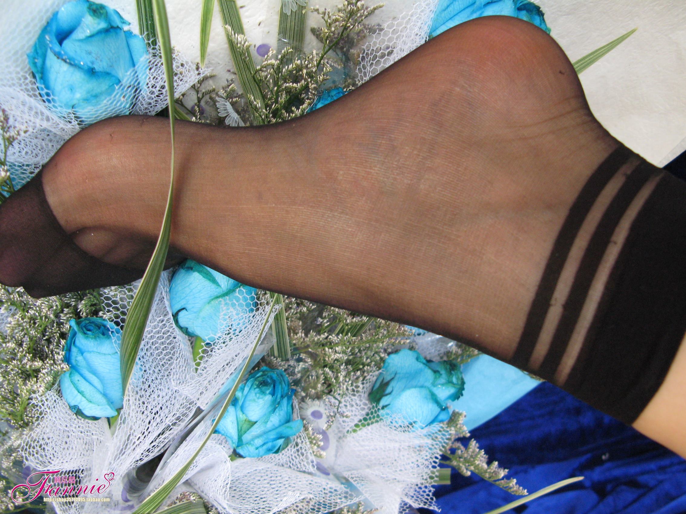 图片[36]-Fannie芬妮每足园 No.244 蓝色魅音 蓝色相思海（黑丝） [80P] – 速更版-美库