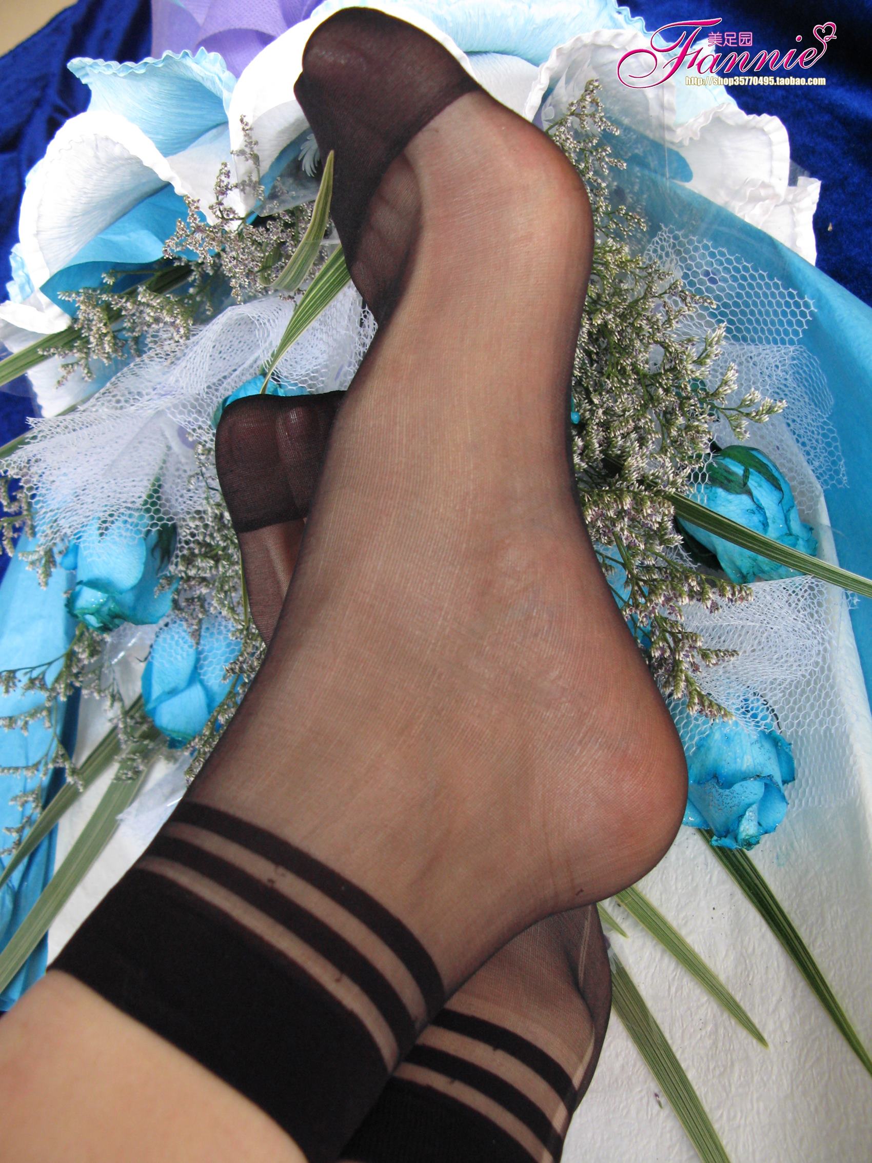 图片[76]-Fannie芬妮每足园 No.244 蓝色魅音 蓝色相思海（黑丝） [80P] – 速更版-美库