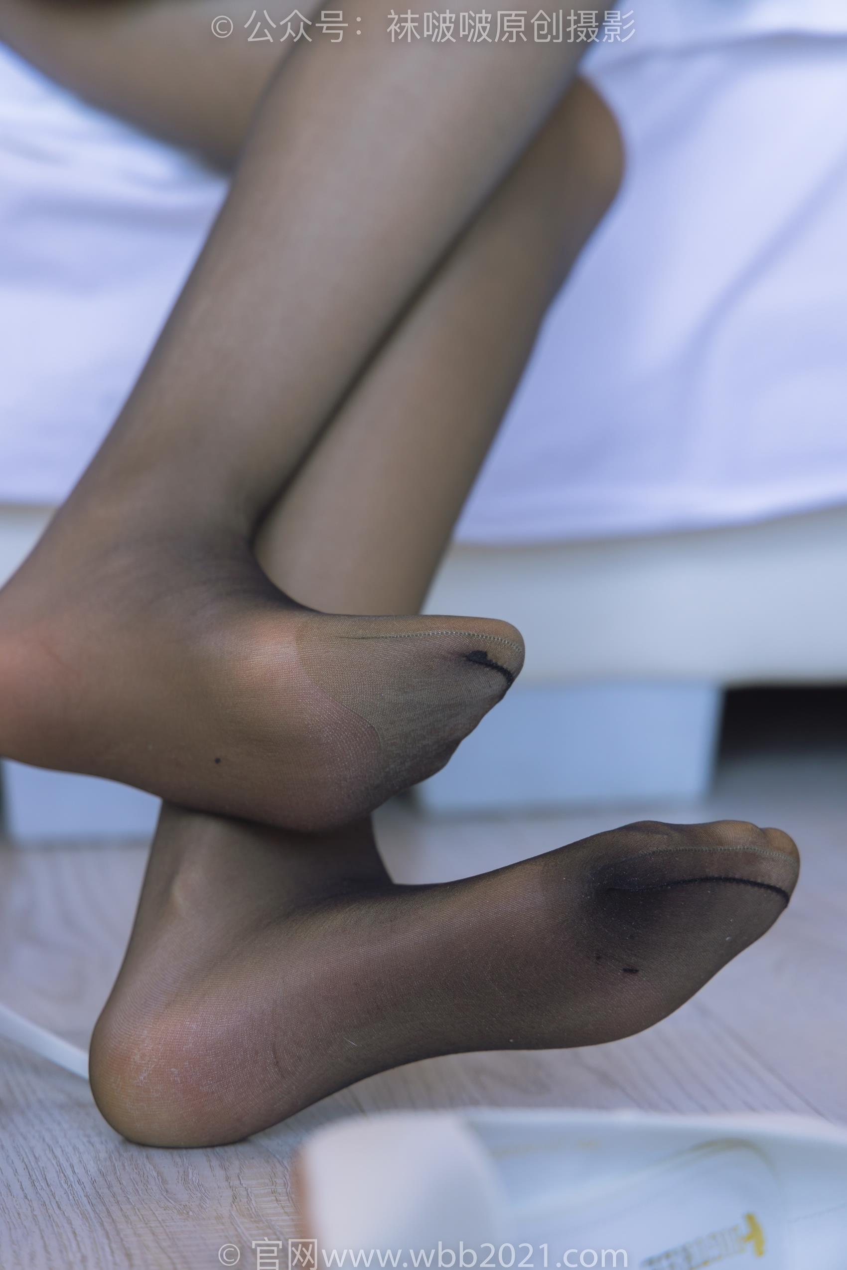 图片[11]-[BoBoSocks袜啵啵]NO.293 小甜豆-两双高跟鞋、两双丝袜叠穿、jk制服[145P] – 速更版-美库