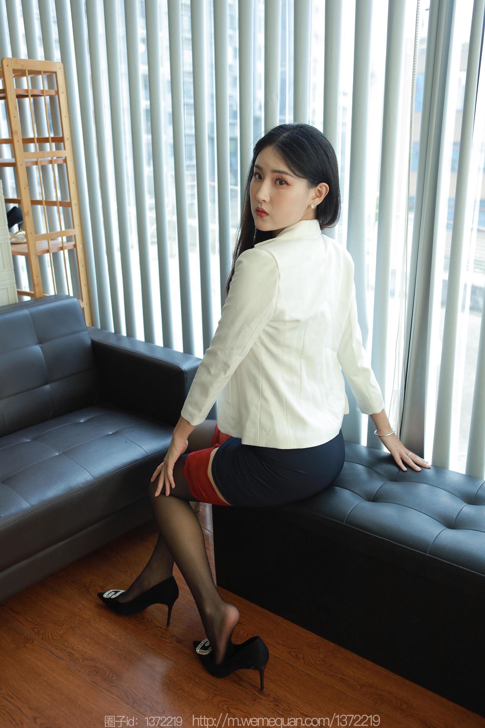 图片[57]-[IESS异思趣向] 2023.09.27 丝享家1544：小宝《红色警戒》[87P] – 速更版-美库