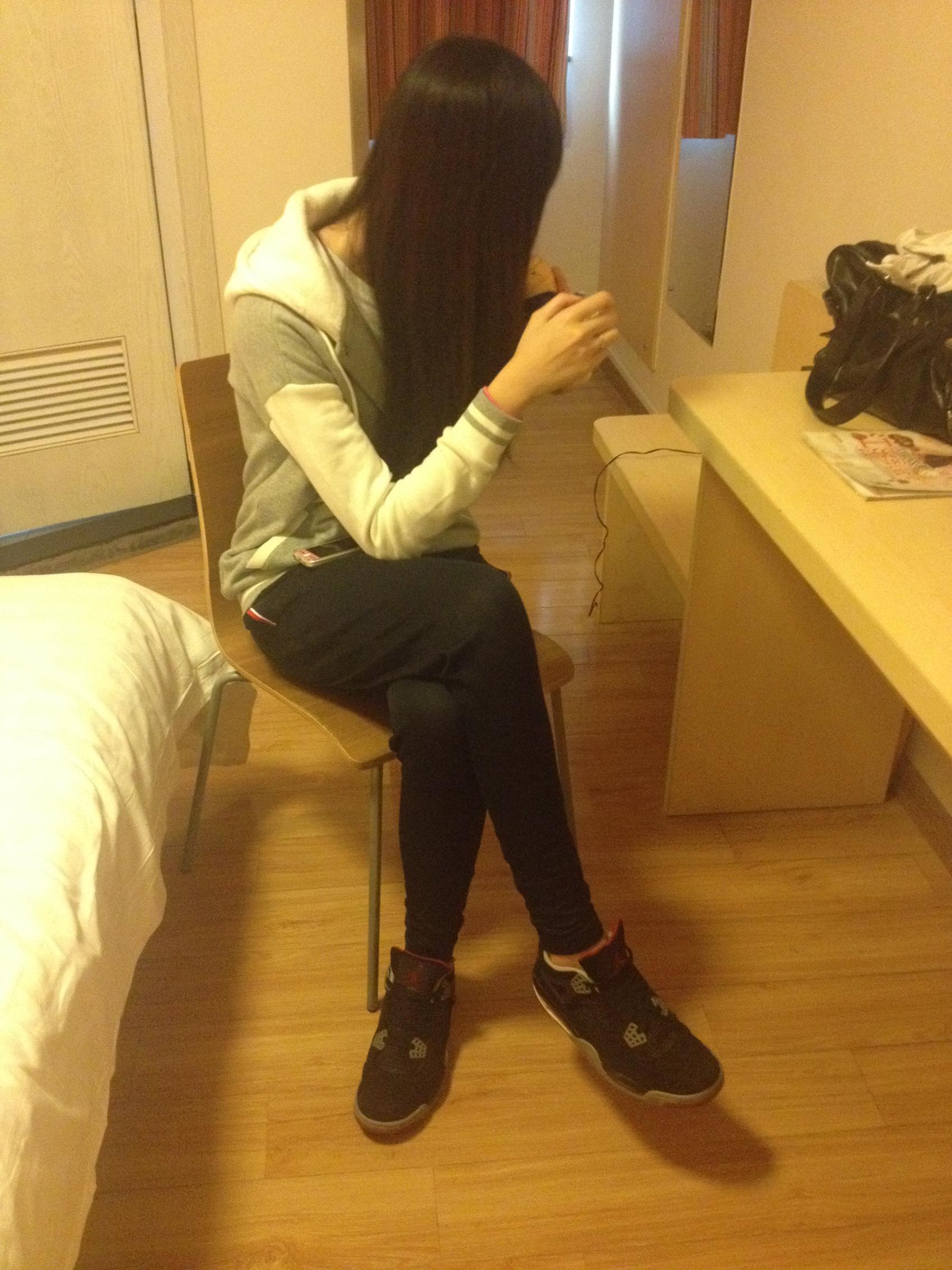 图片[15]-students学生美腿每足 049 珊珊Ⅲ 脚图（ShanShan学妹运动鞋）（绝版珍藏） [60P] – 速更版-美库