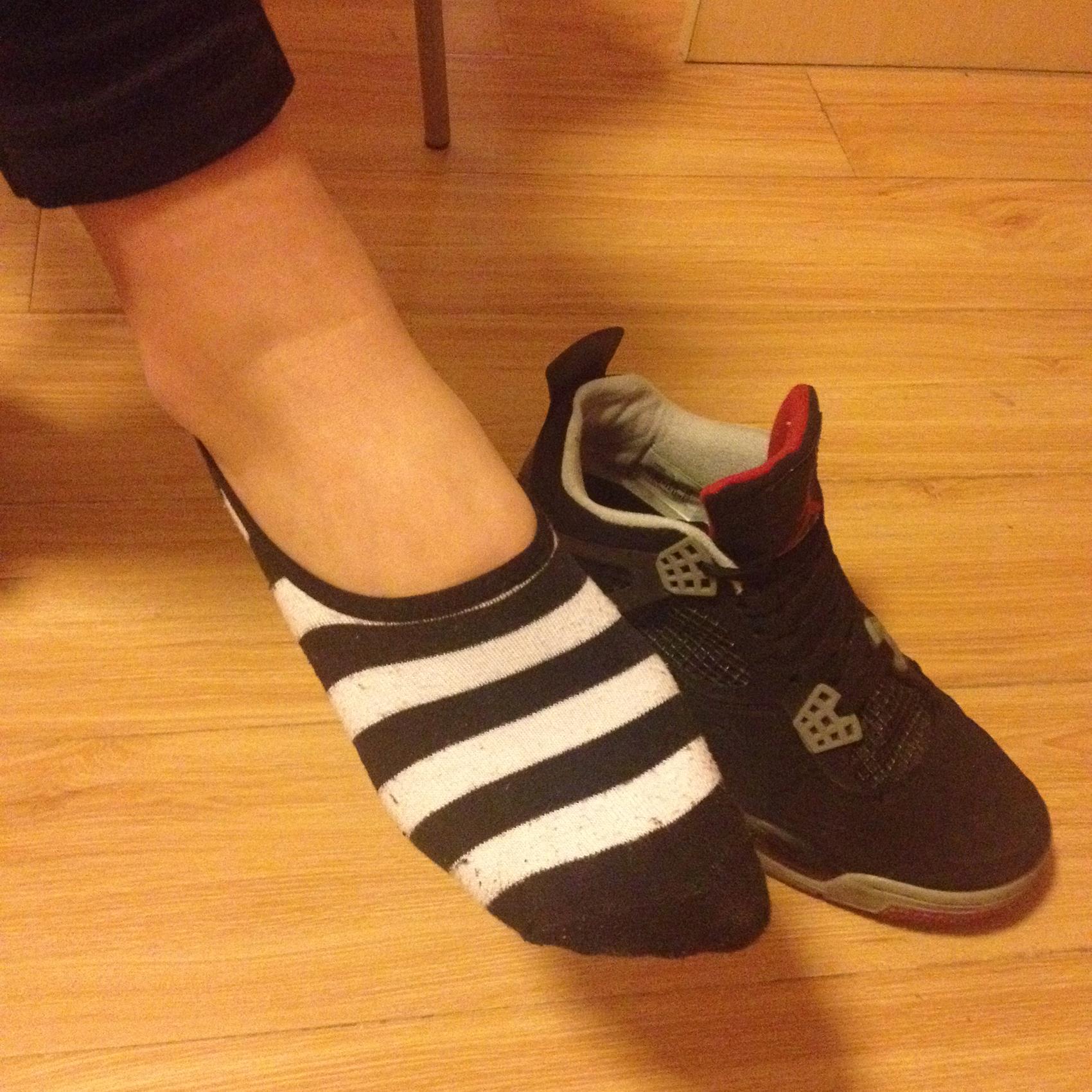 图片[25]-students学生美腿每足 049 珊珊Ⅲ 脚图（ShanShan学妹运动鞋）（绝版珍藏） [60P] – 速更版-美库