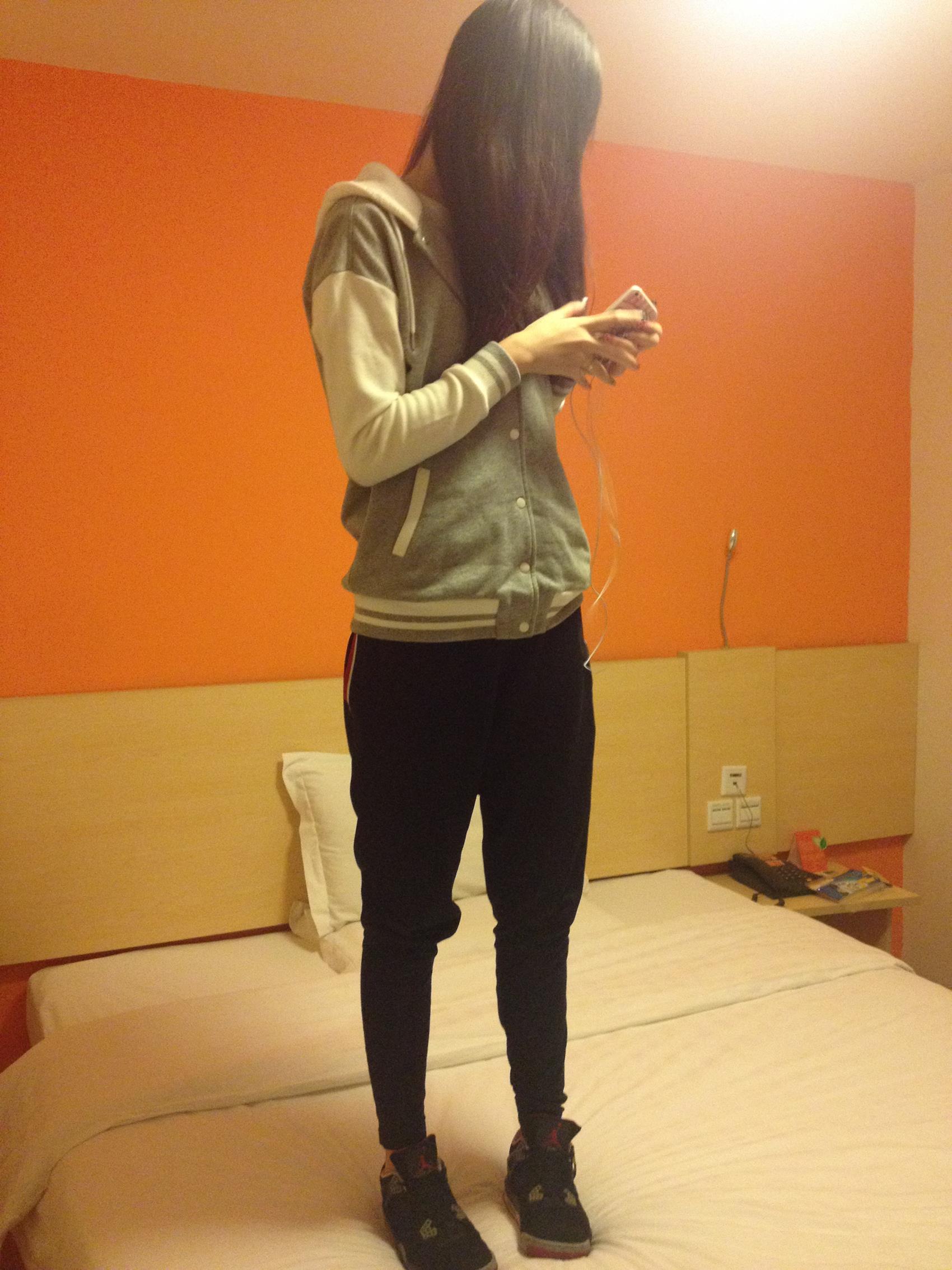 图片[39]-students学生美腿每足 049 珊珊Ⅲ 脚图（ShanShan学妹运动鞋）（绝版珍藏） [60P] – 速更版-美库