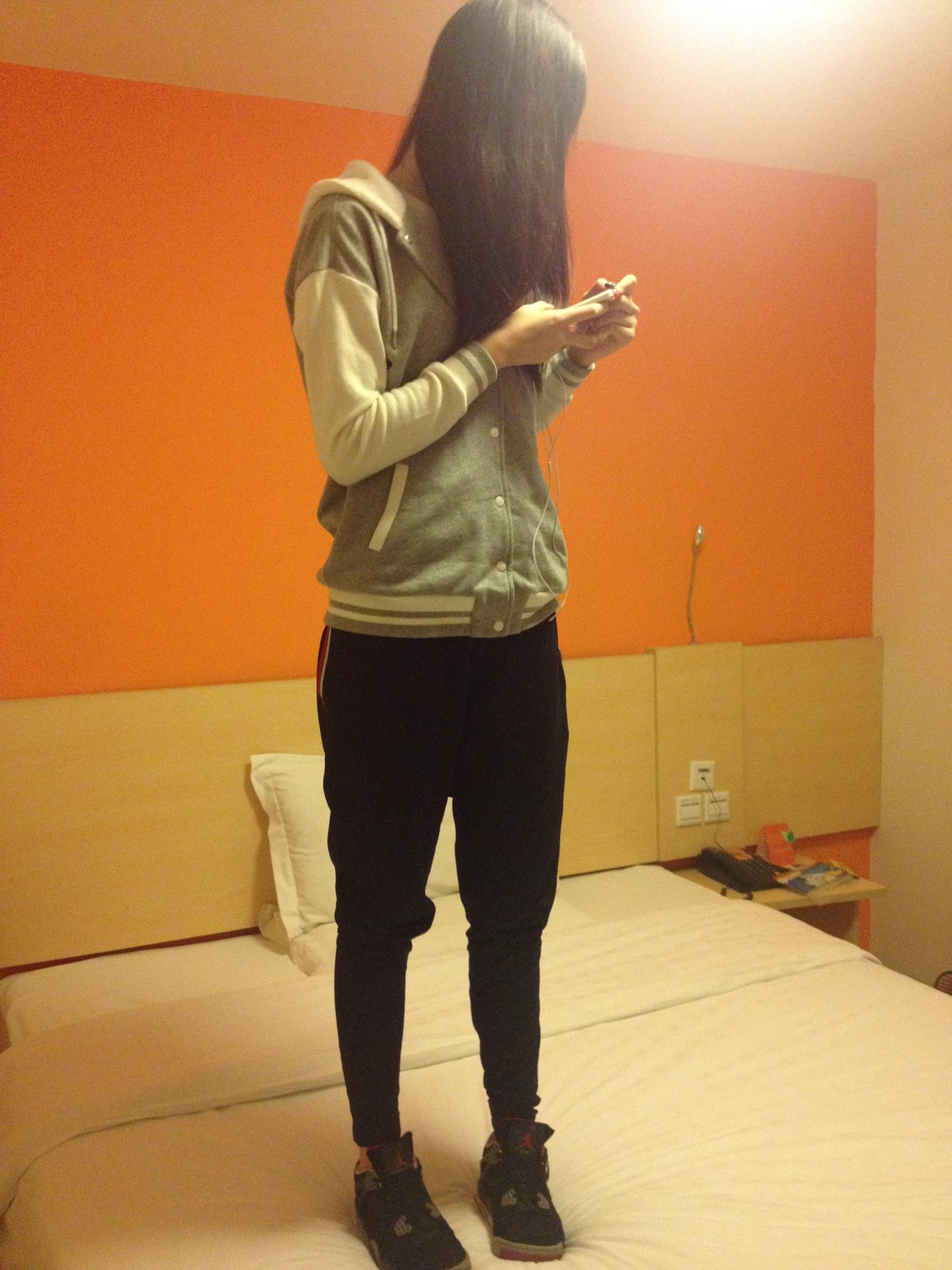 图片[40]-students学生美腿每足 049 珊珊Ⅲ 脚图（ShanShan学妹运动鞋）（绝版珍藏） [60P] – 速更版-美库