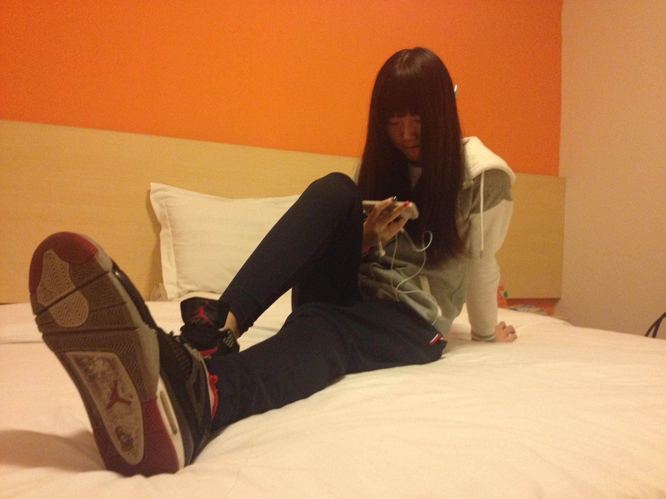 图片[44]-students学生美腿每足 049 珊珊Ⅲ 脚图（ShanShan学妹运动鞋）（绝版珍藏） [60P] – 速更版-美库