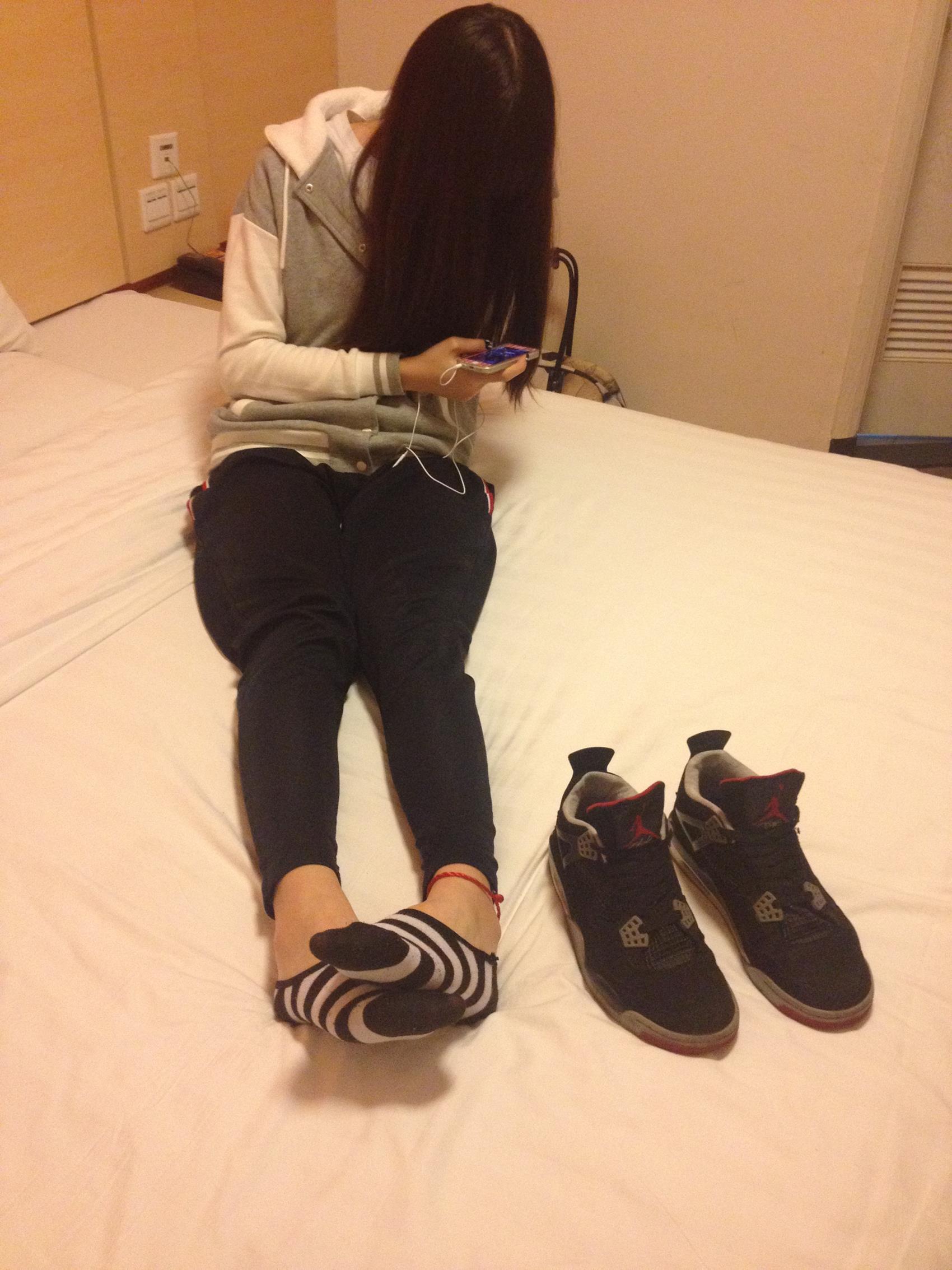 图片[56]-students学生美腿每足 049 珊珊Ⅲ 脚图（ShanShan学妹运动鞋）（绝版珍藏） [60P] – 速更版-美库