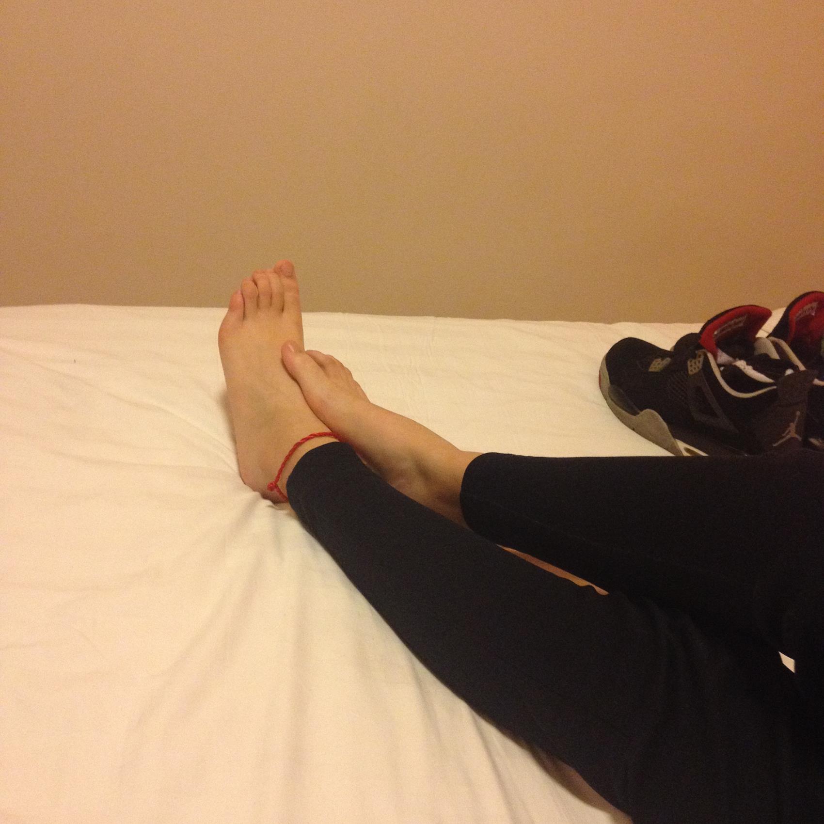 图片[74]-students学生美腿每足 049 珊珊Ⅲ 脚图（ShanShan学妹运动鞋）（绝版珍藏） [60P] – 速更版-美库