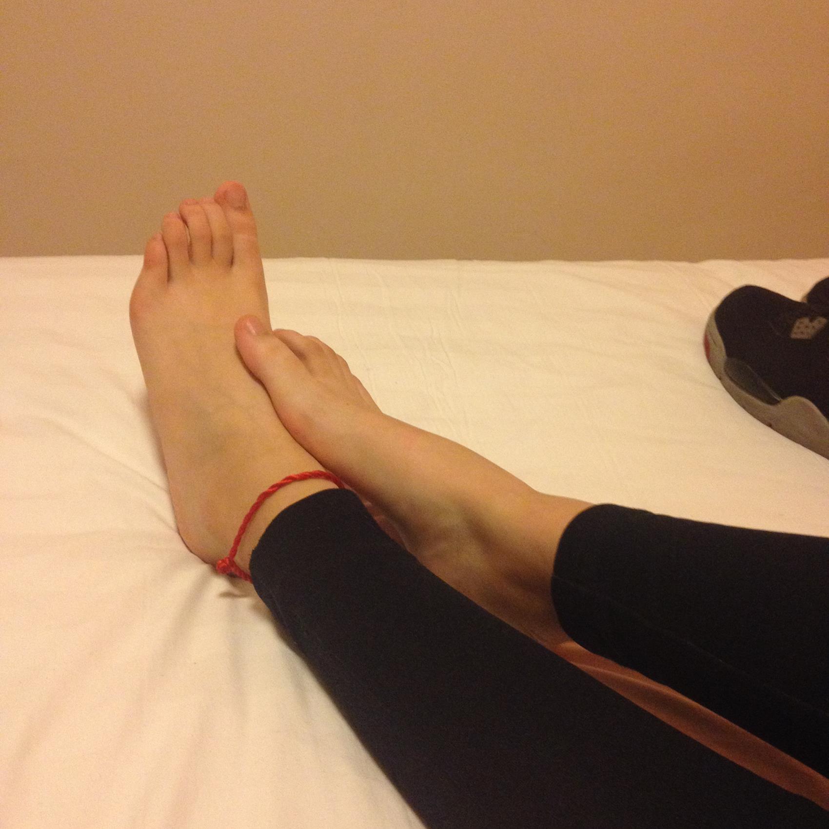 图片[75]-students学生美腿每足 049 珊珊Ⅲ 脚图（ShanShan学妹运动鞋）（绝版珍藏） [60P] – 速更版-美库