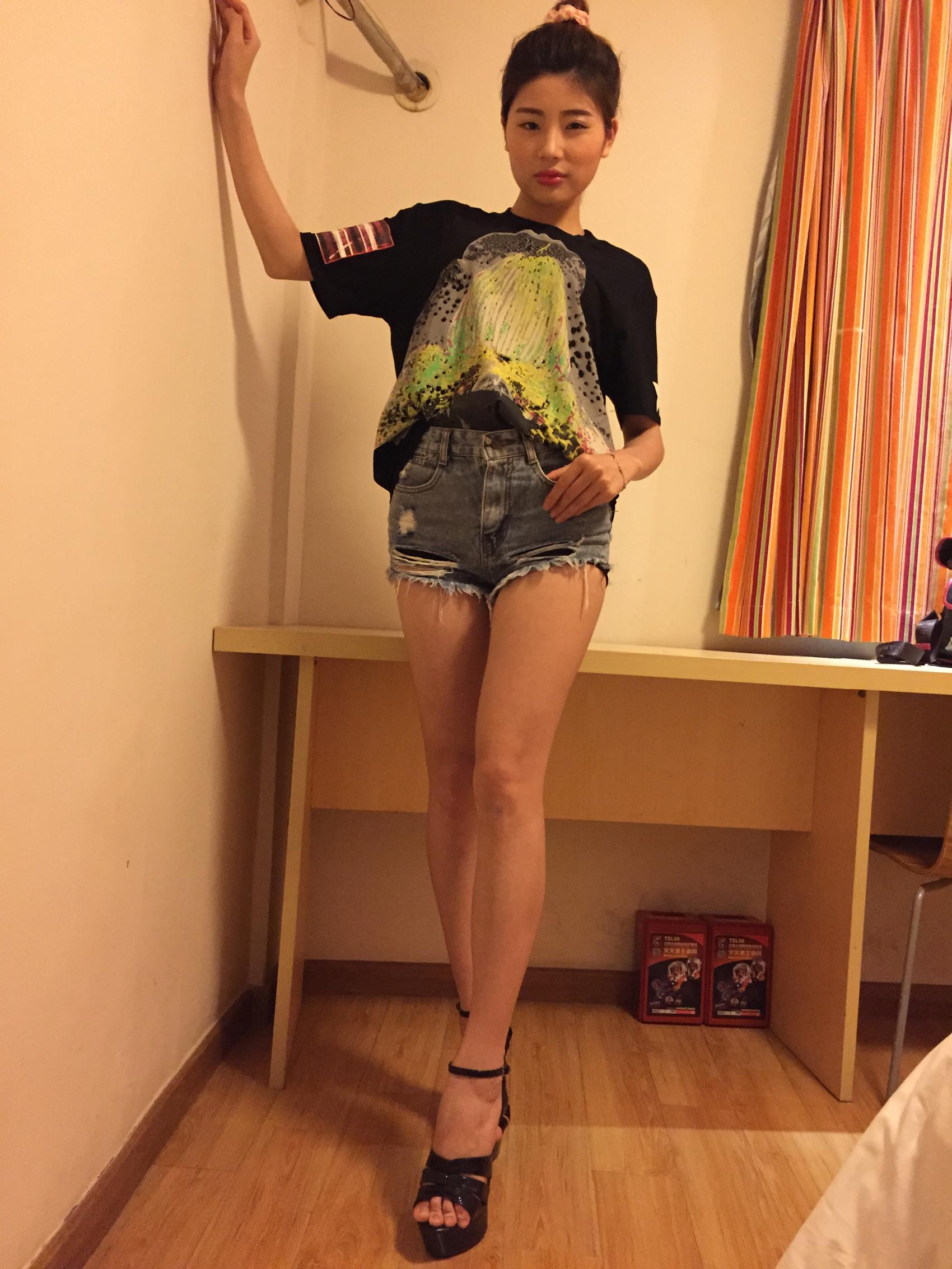 图片[11]-students学生美腿每足 053 Model（绝版珍藏） [214P] – 速更版-美库