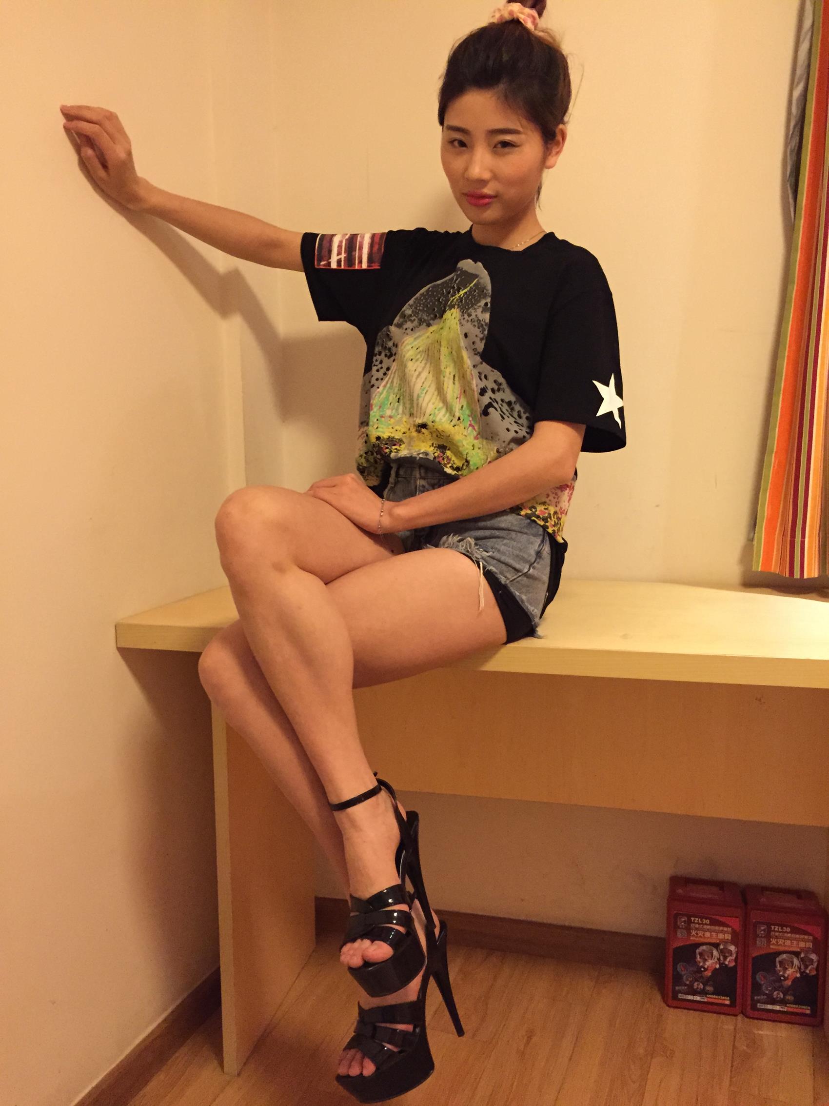 图片[18]-students学生美腿每足 053 Model（绝版珍藏） [214P] – 速更版-美库