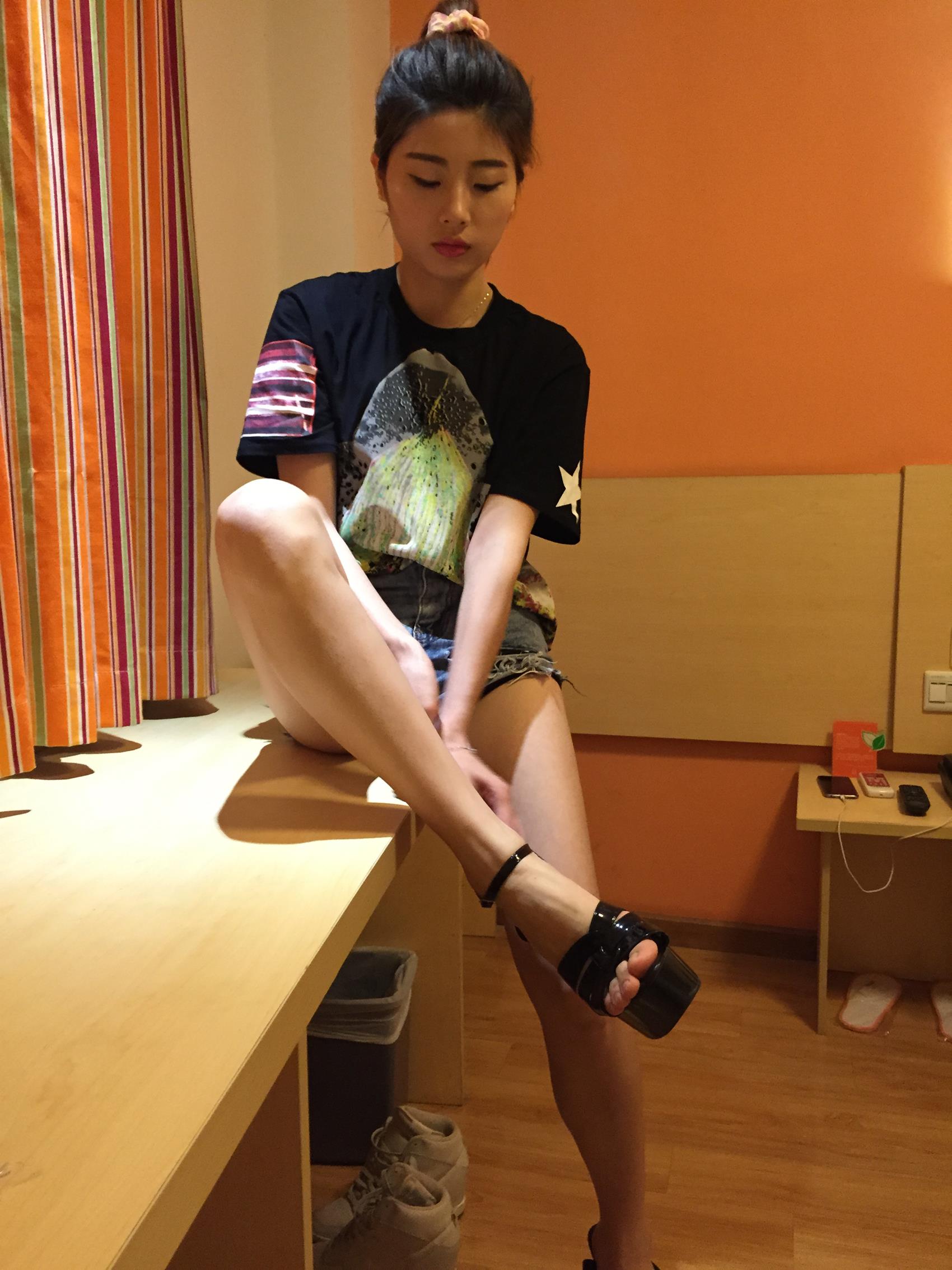 图片[54]-students学生美腿每足 053 Model（绝版珍藏） [214P] – 速更版-美库