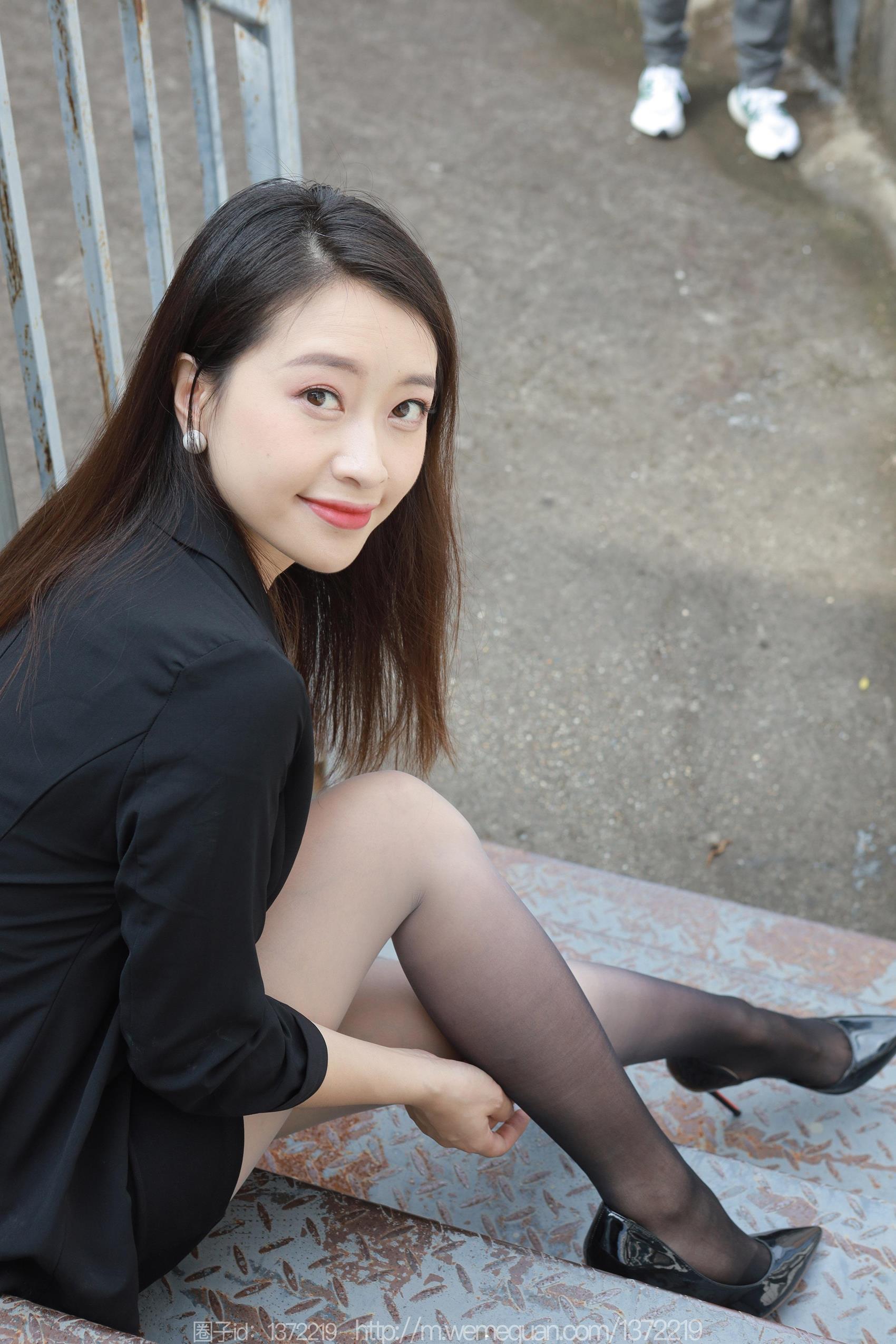 图片[76]-[IESS异思趣向] 2023.09.28 丝享家1545：小婕《黑白灰渐变》[84P] – 速更版-美库